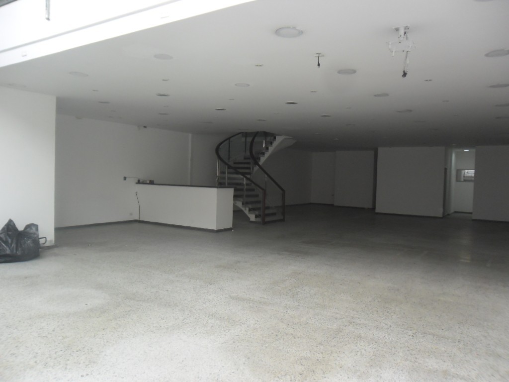 Local En Arriendo - Santa Barbara, Bogota