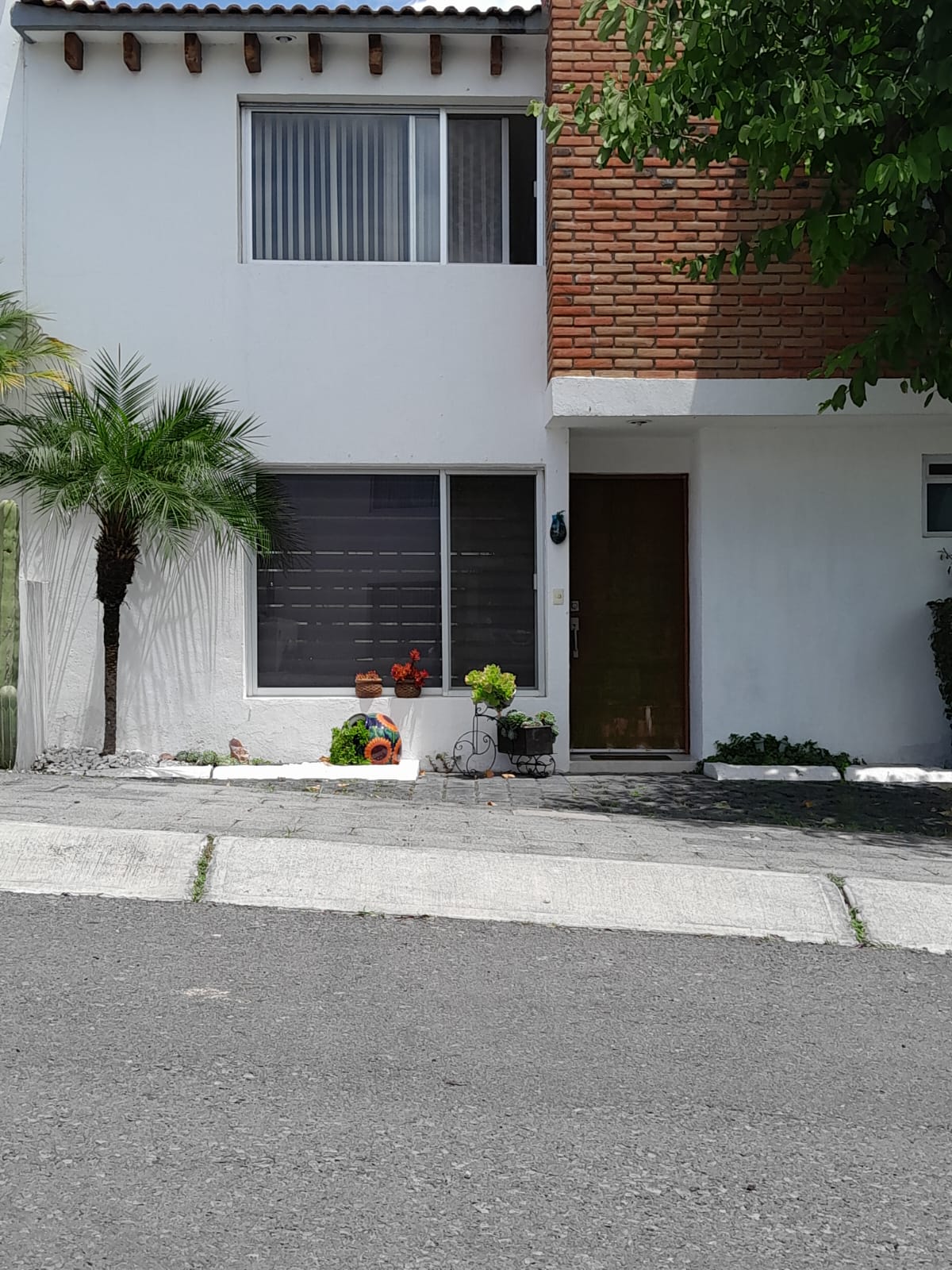 CASA USADA EN VENTA EN EL MARQUES