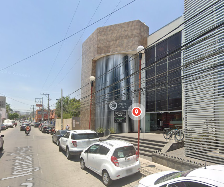 Espacio comercial dentro de Orbita Coworks