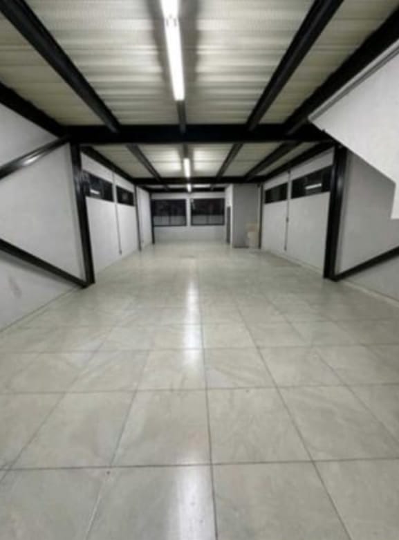 ARRIENDO BODEGA  BARRIO BRETAÑA - CALI