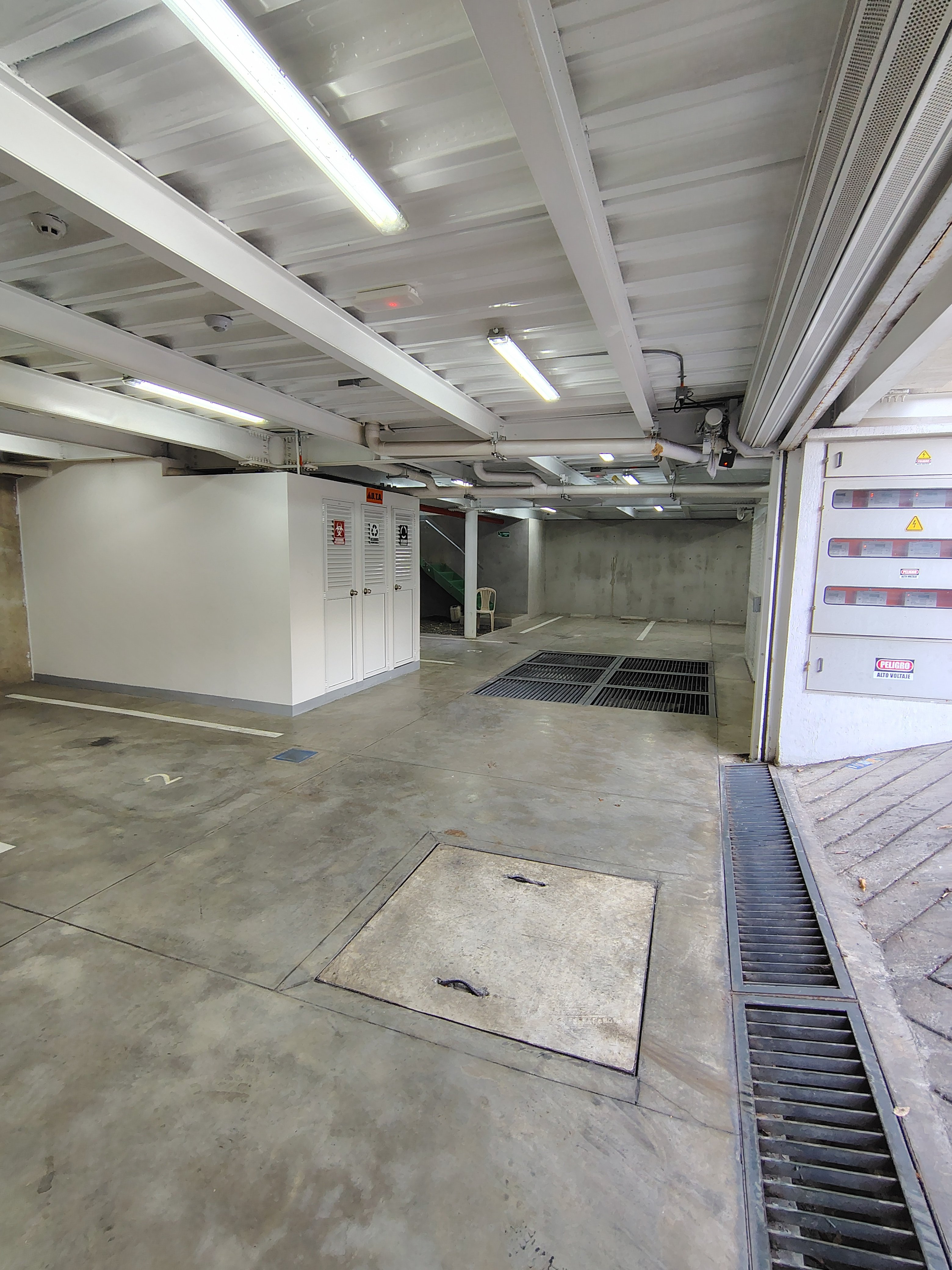 ARRIENDO CONSULTORIO EN SAN FERNANDO -CALI