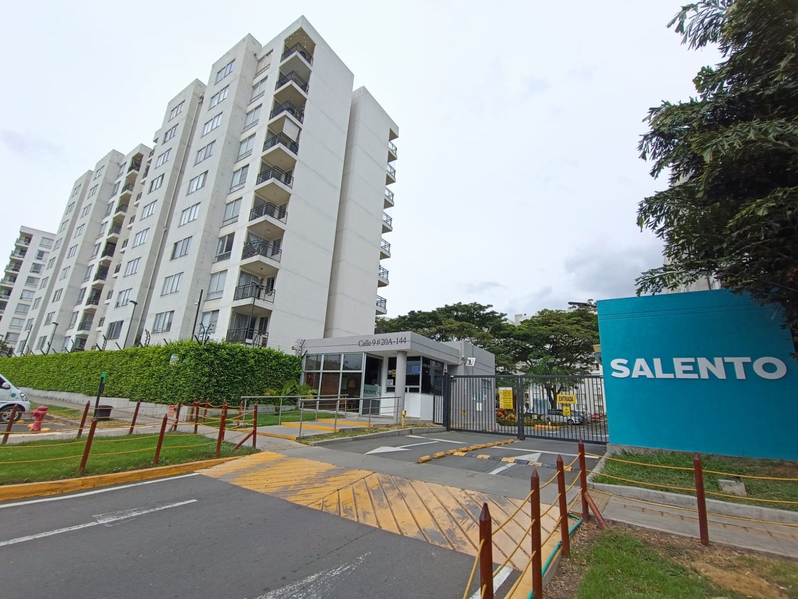 ARRIENDO APARTAMENTO EN CIUDAD GUABINAS - CR SALENTO