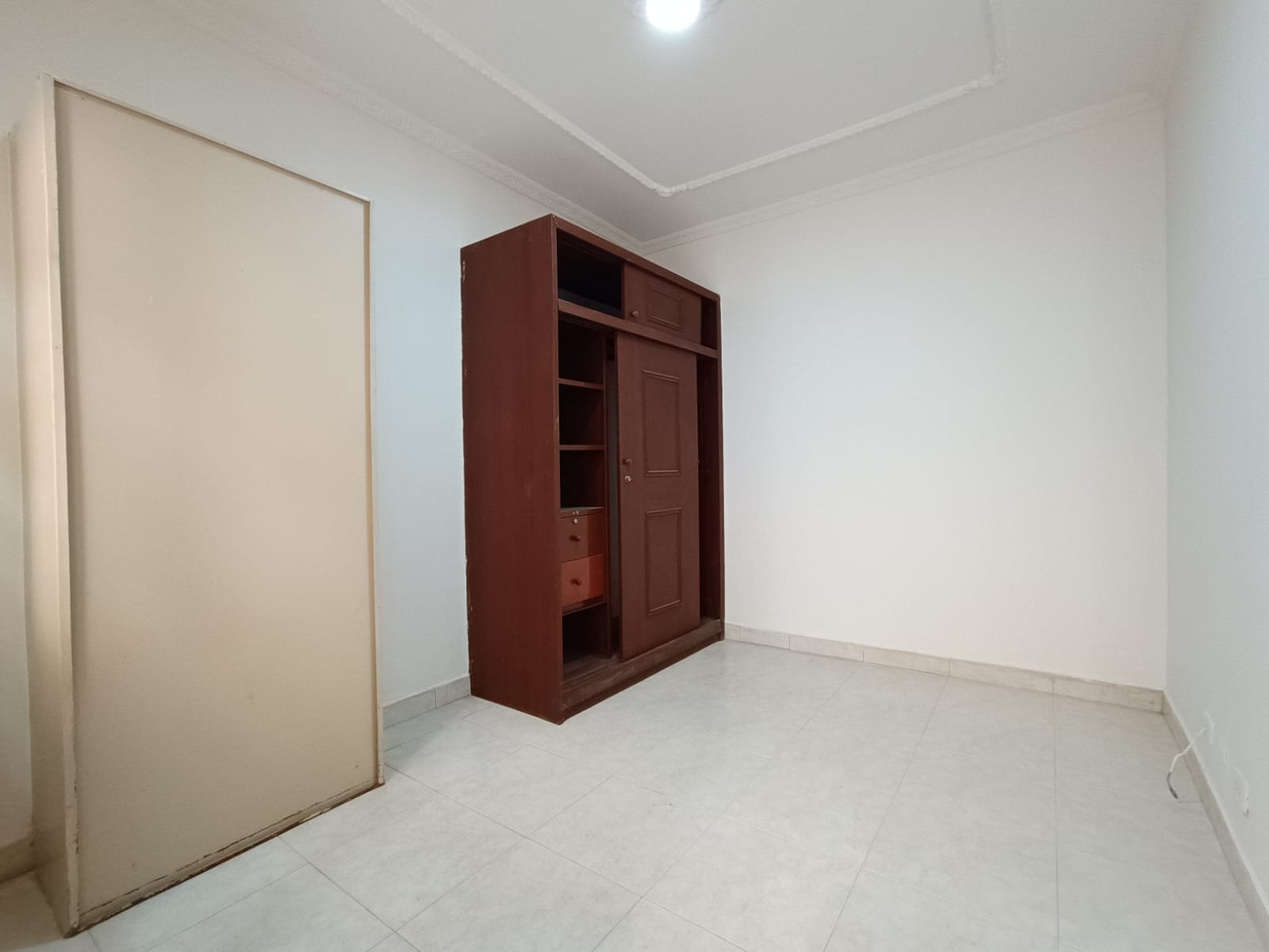 ARRIENDO CASA PRIMER PISO EN PROPIEDAD HORIZONTAL-BARRIO SAN JUDAS