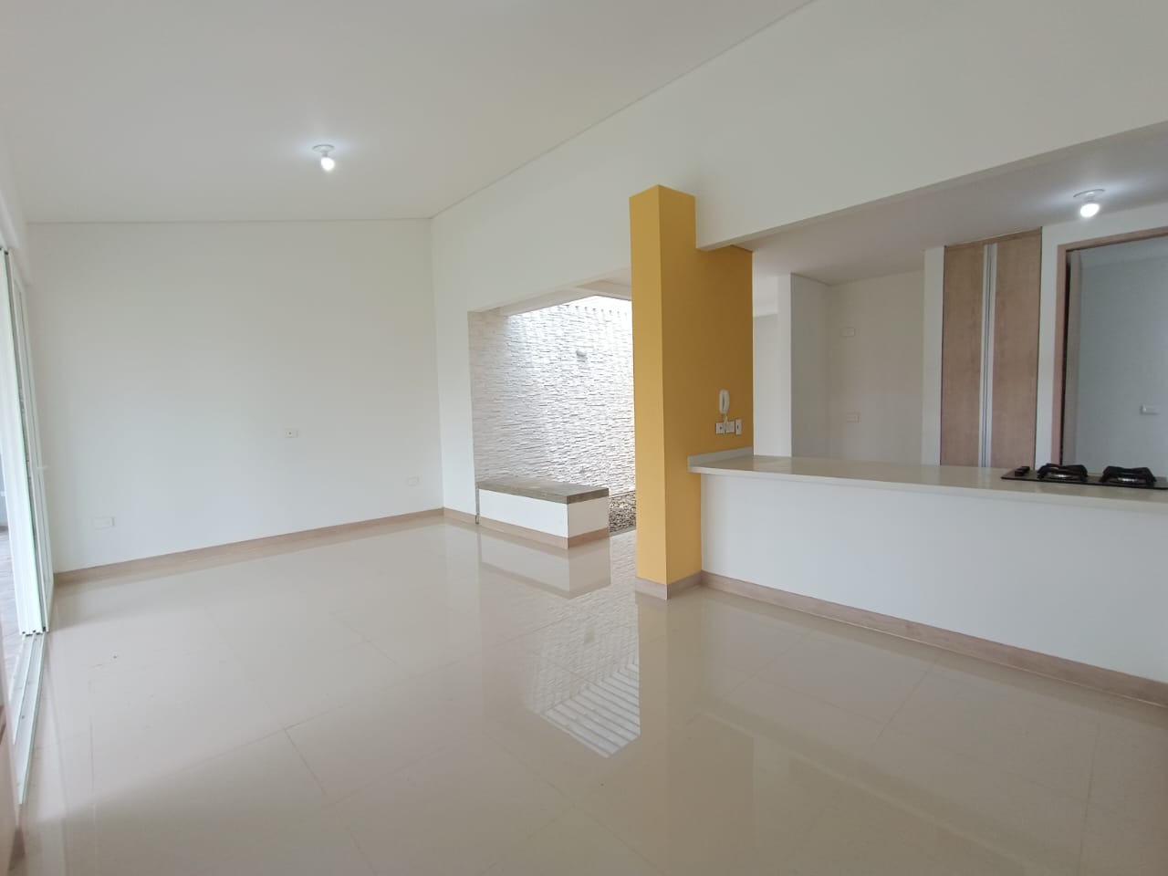 CASA PARA ARRIENDO Y PARA ESTRENAR EN LA HACIENDA EL CASTILLO