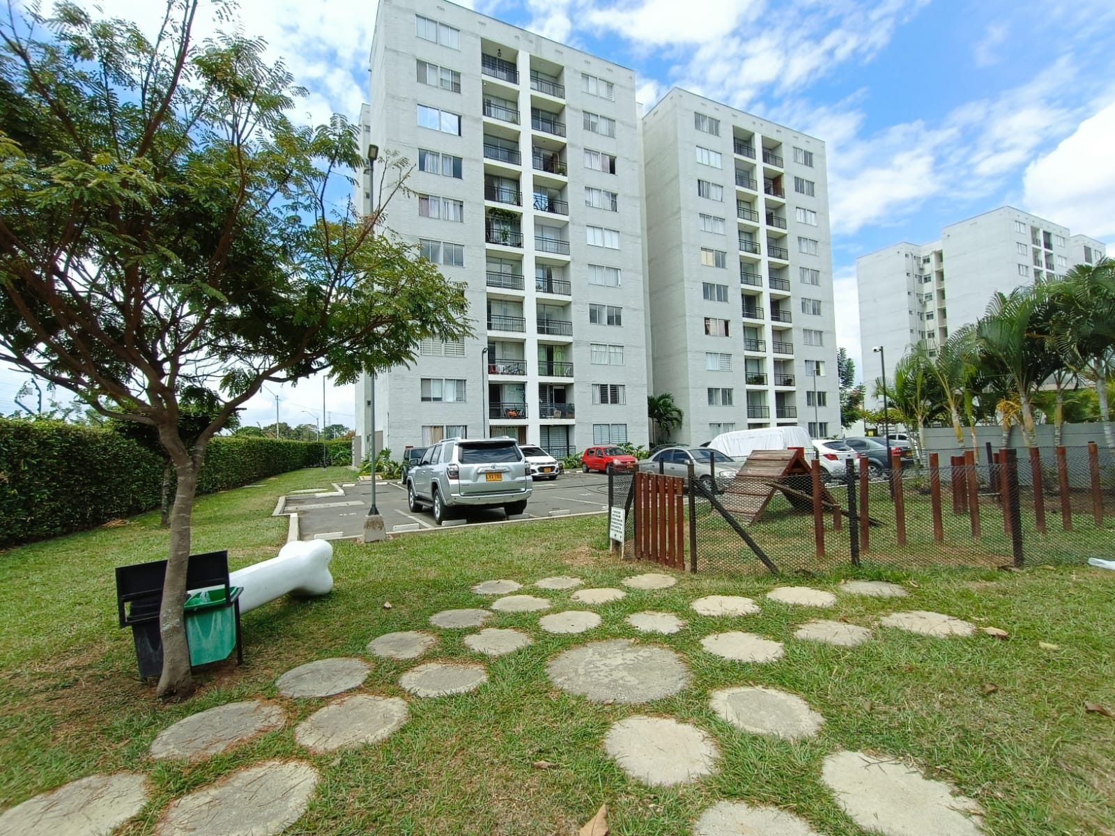 ARRIENDO APARTAMENTO AMOBLADO EN CACHIPAY - CALI