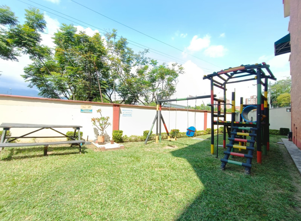 APARTAMENTO PARA ARRIENDO AL SUR DE CALI EN EL BARRIO CAPRI