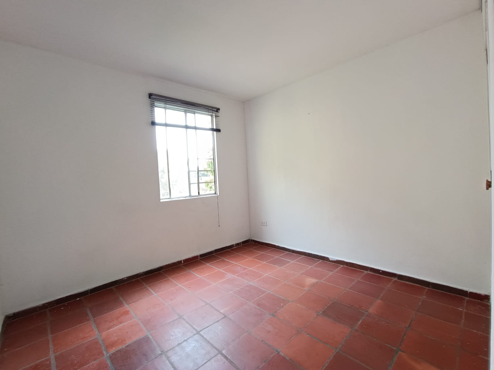 ARRIENDO APARTAMENTO AL SUR DE CALI - CR CARACOLIES