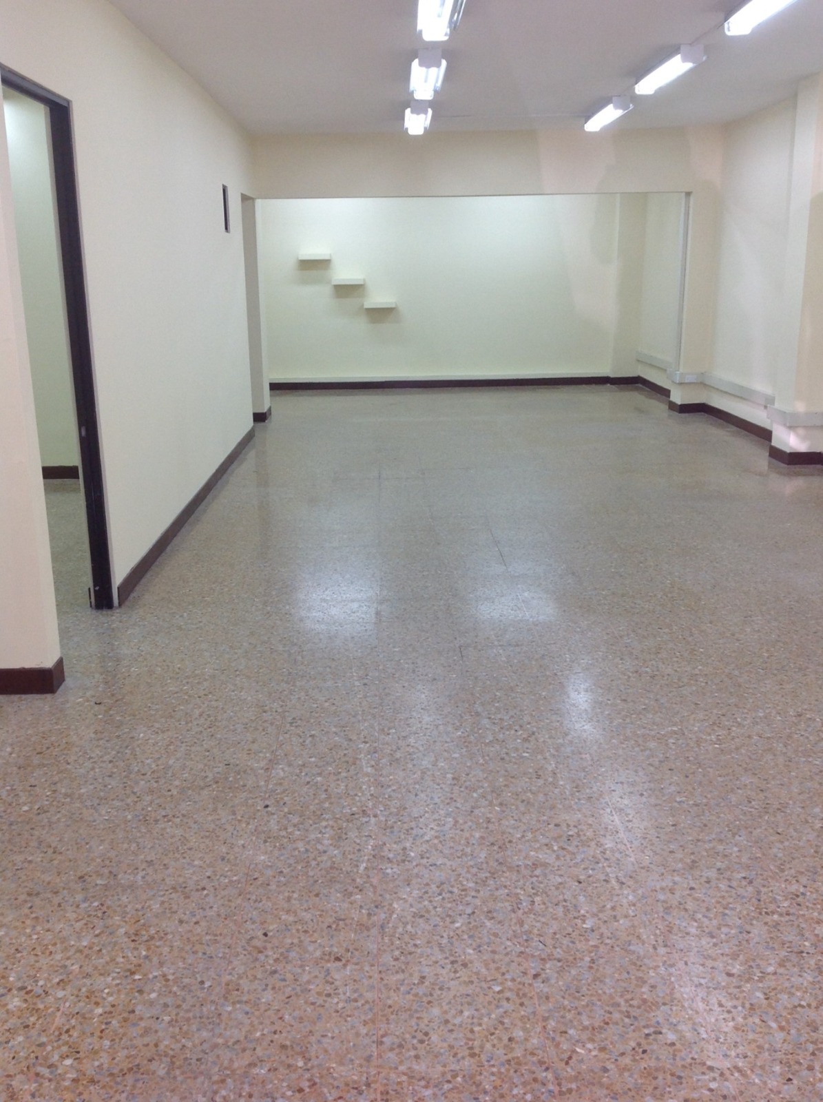 ARRIENDO LOCAL COMERCIAL AL SUR DE CALI BARRIO EL CEDRO