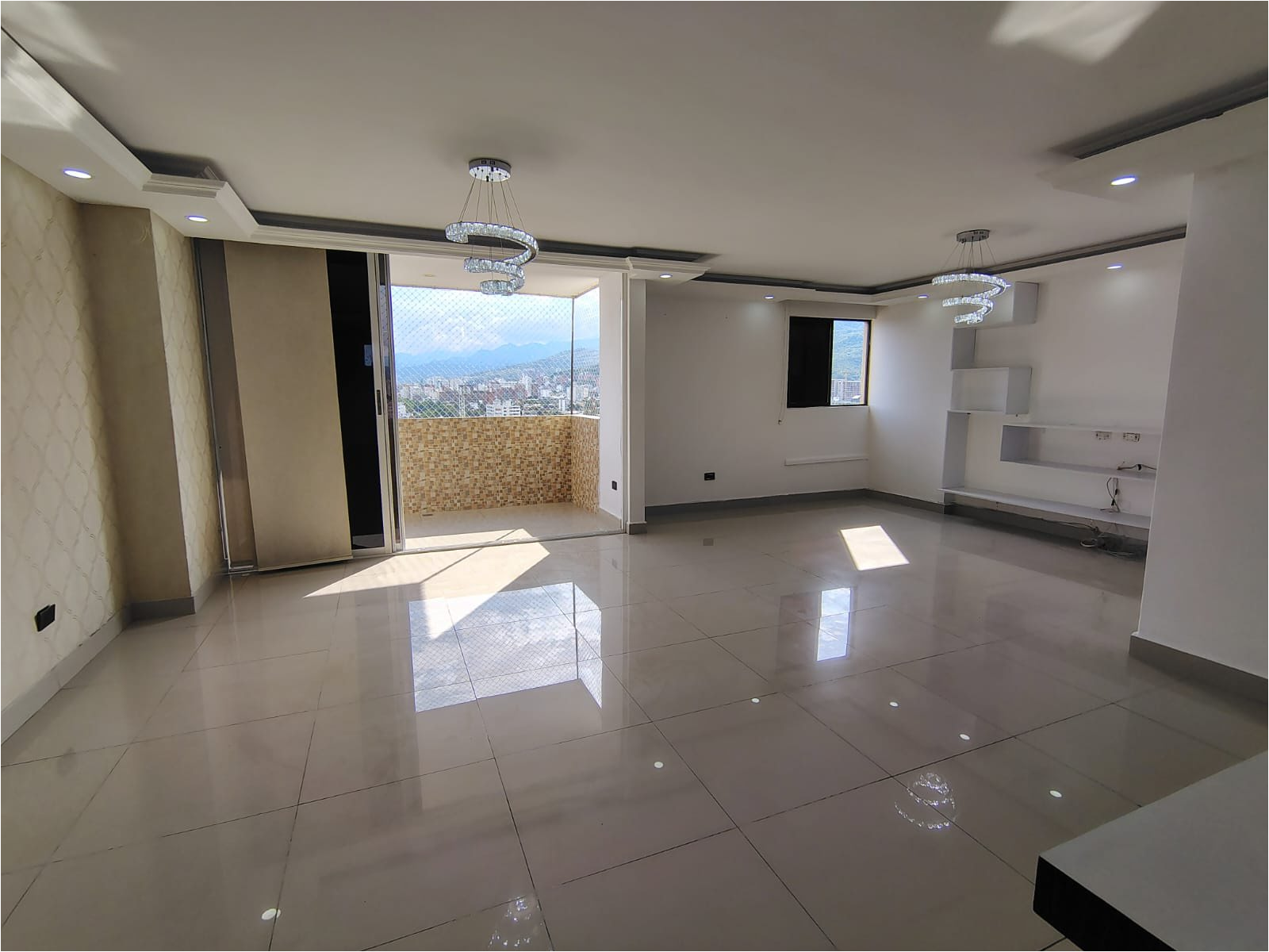 APARTAMENTO EN ARRIENDO AL NORTE DE CALI PRADOS DEL NORTE