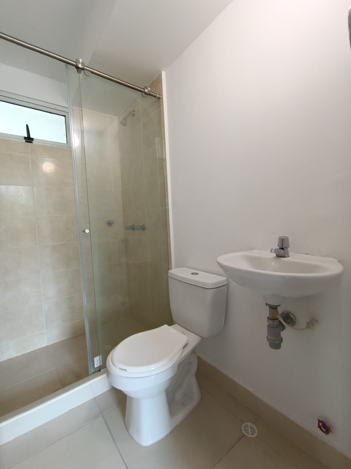 APARTAMENTO PARA ARRIENDO EN CIUDAD GUABINAS CR PAMPLONA
