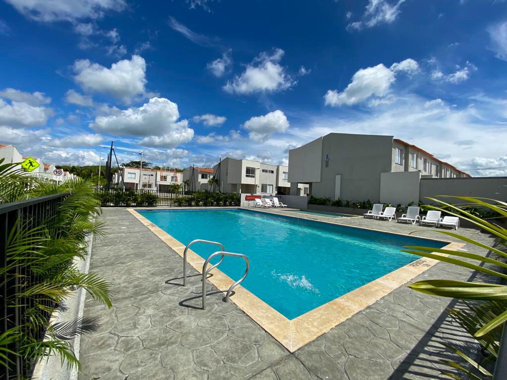 VENTA DE CASA EN EL CASTILLO CR KINKINA