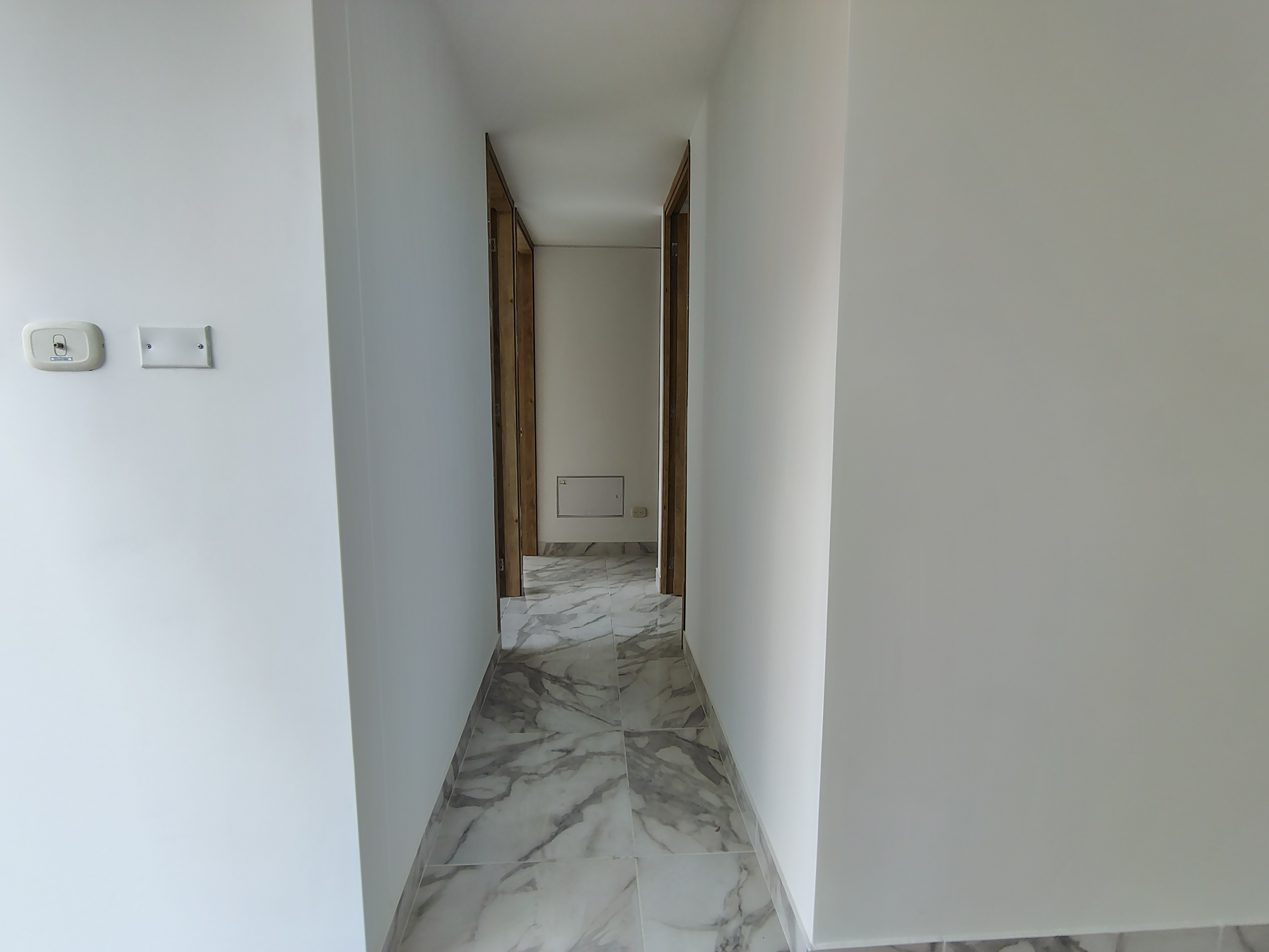 ARRIENDO APARTAMENTO  EN CIUDADELA MELENDEZ  CR CUARZO 1003