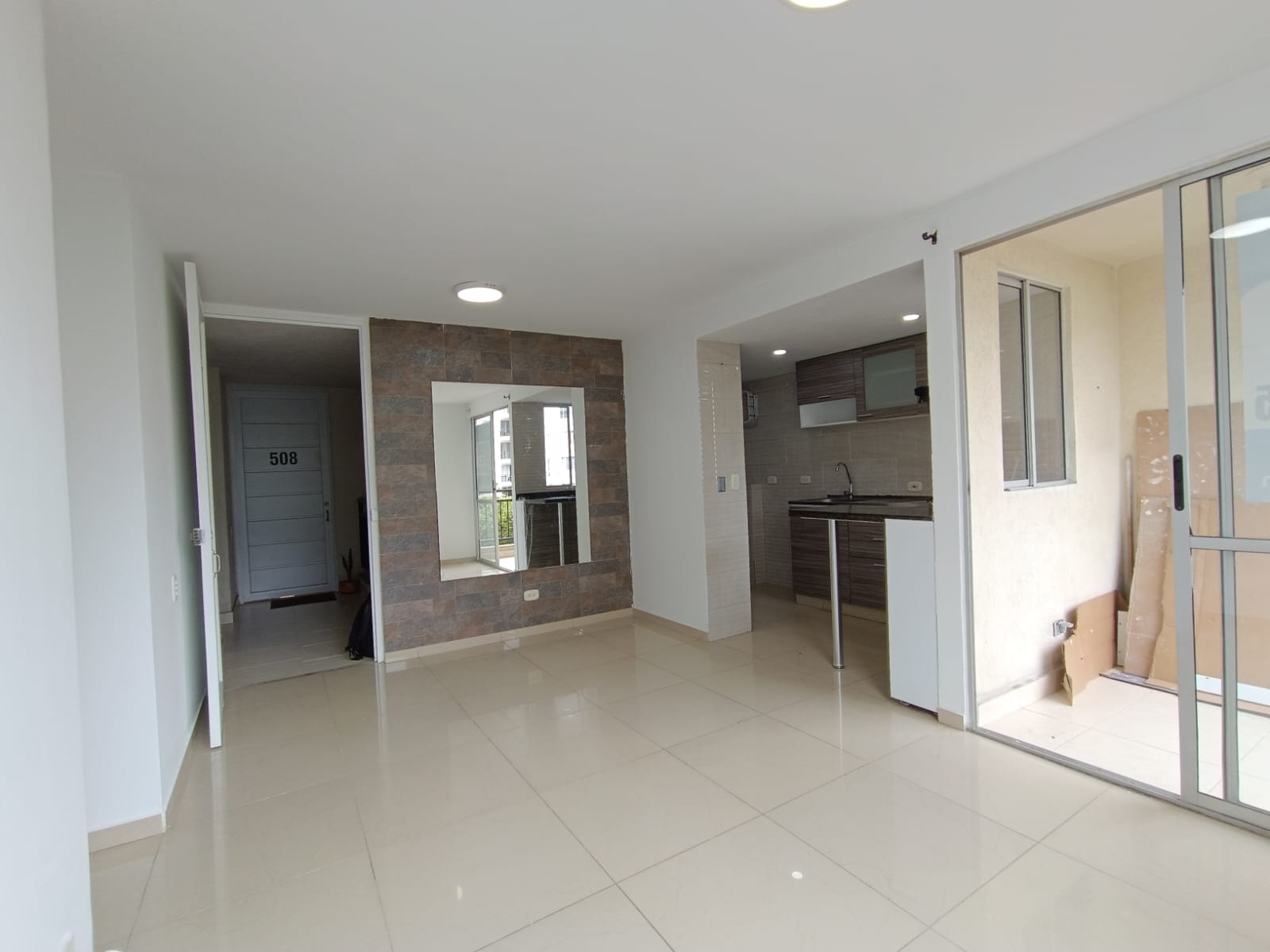 ARRIENDO APARTAMENTO EN CIUDAD GUABINAS - CR SALENTO
