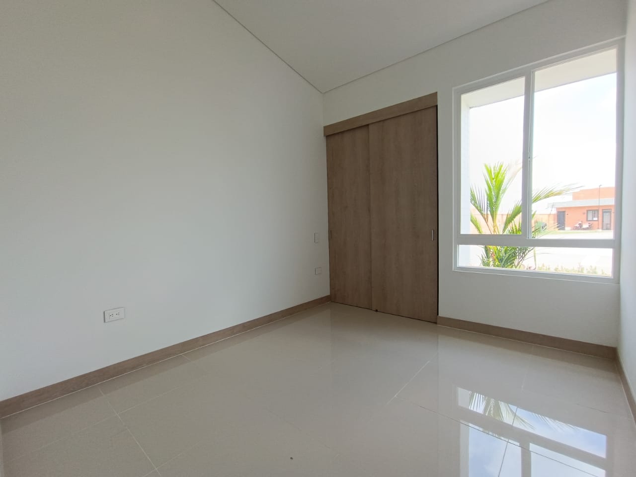 CASA PARA ARRIENDO Y PARA ESTRENAR EN LA HACIENDA EL CASTILLO