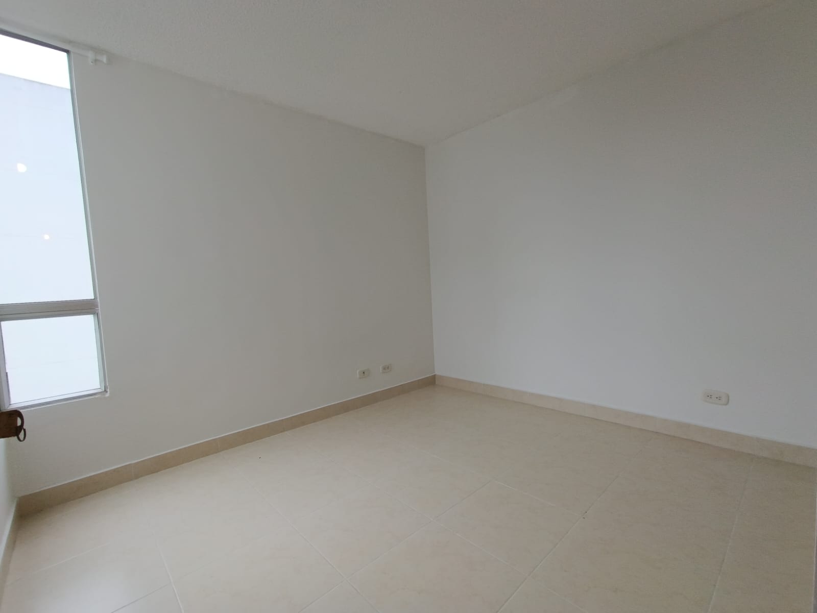 APARTAMENTO ARRIENDO EN LA UNIDAD BARCHARA-CIUDAD GUABINAS