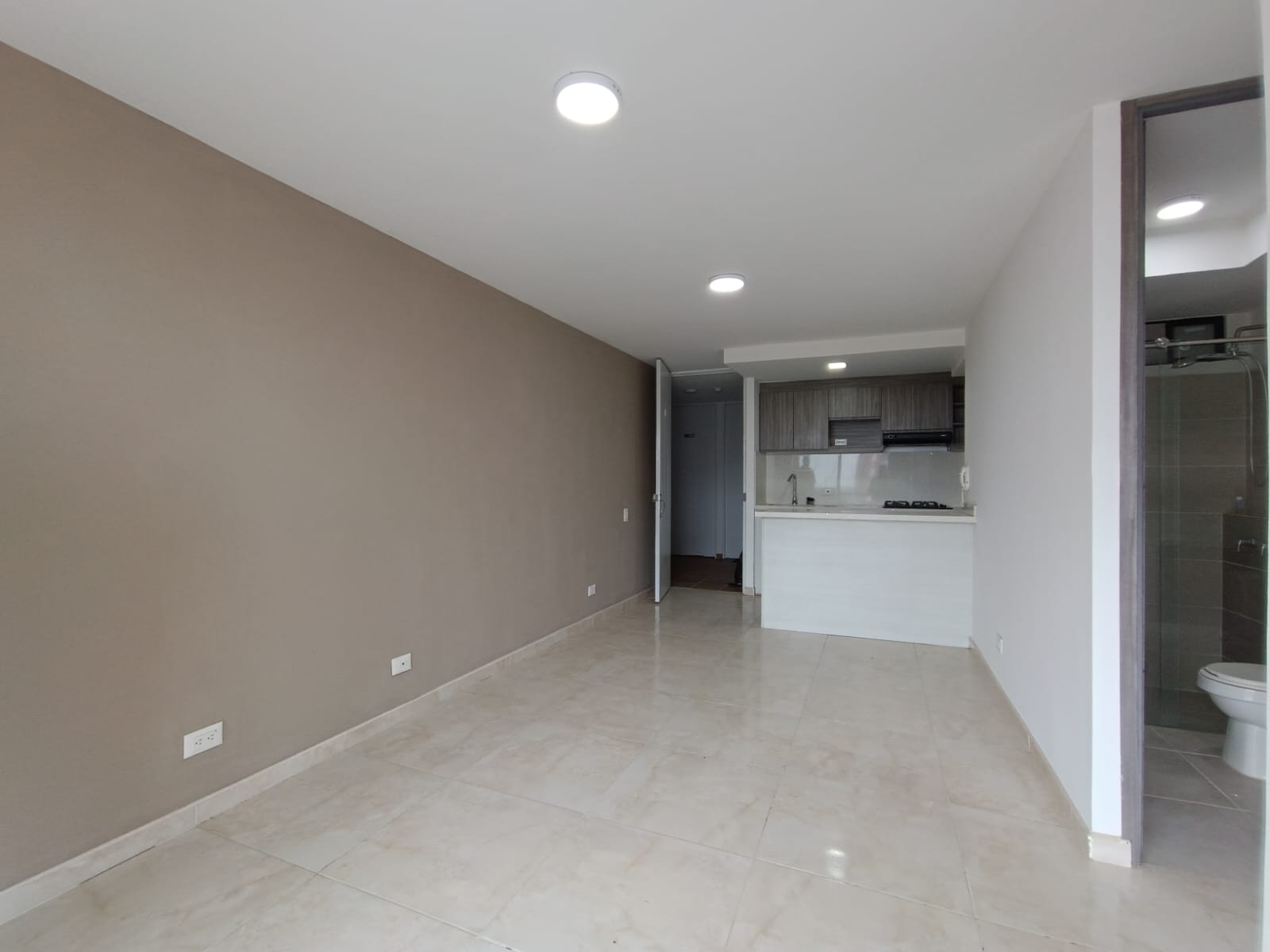ARRIENDO APARTAMENTO EN CR ARRAYANES - PARQUE NATURA