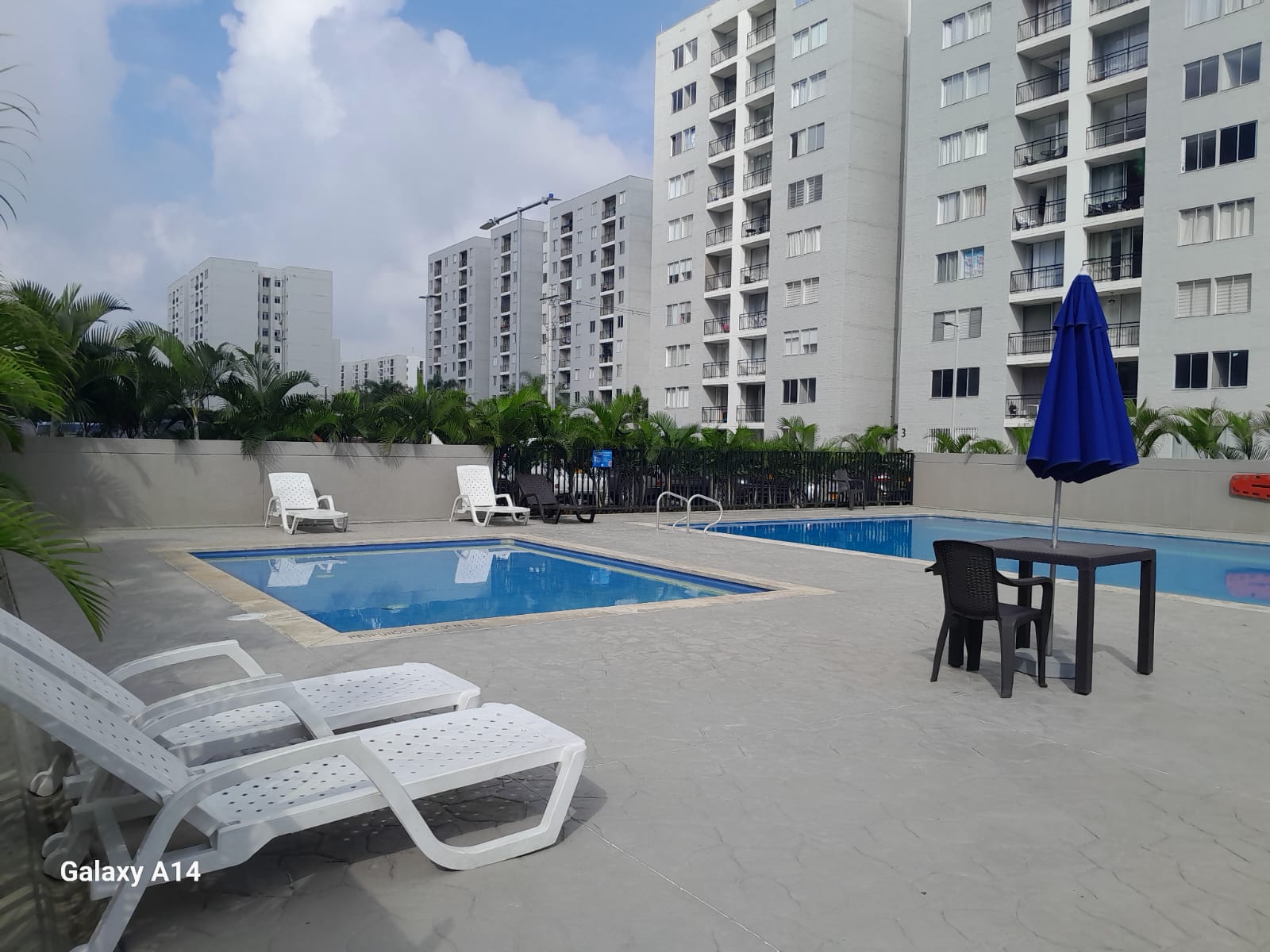 VENDO APARTAMENTO AL SUR DE CALI BARRIO BOCHALEMA
