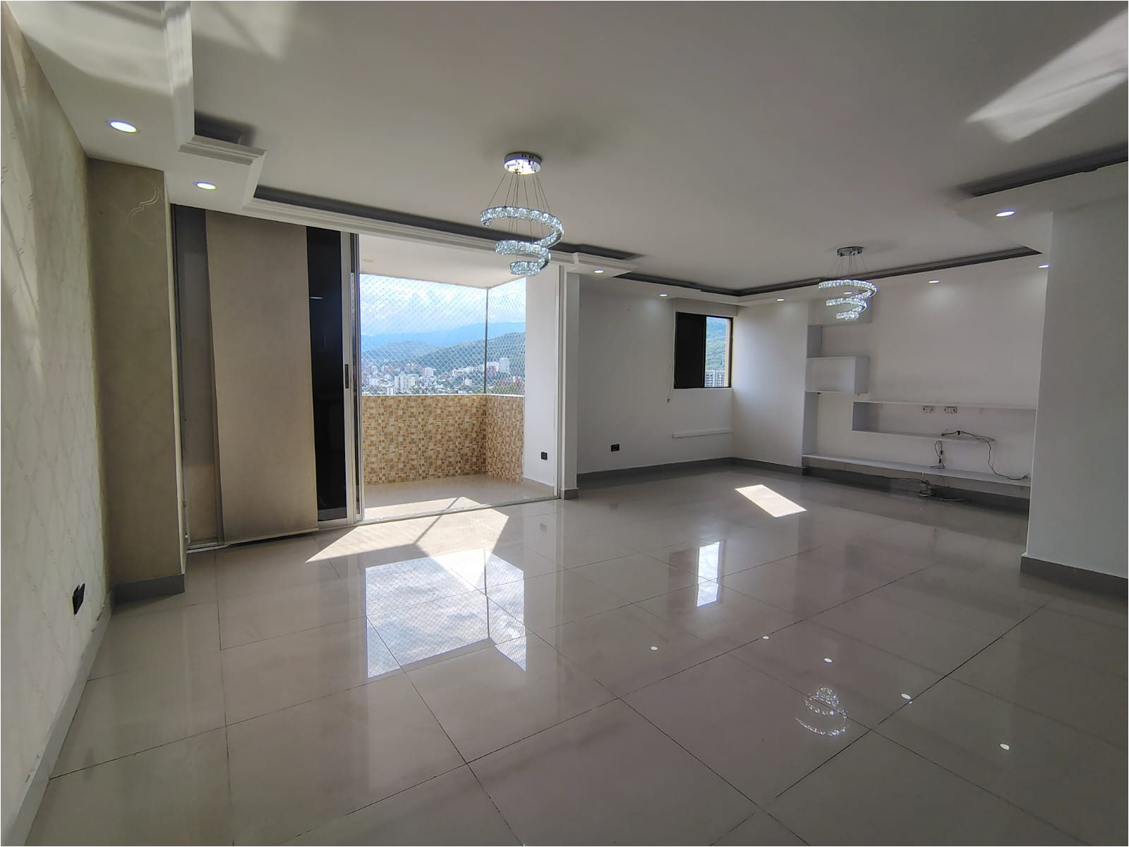 APARTAMENTO EN ARRIENDO AL NORTE DE CALI PRADOS DEL NORTE