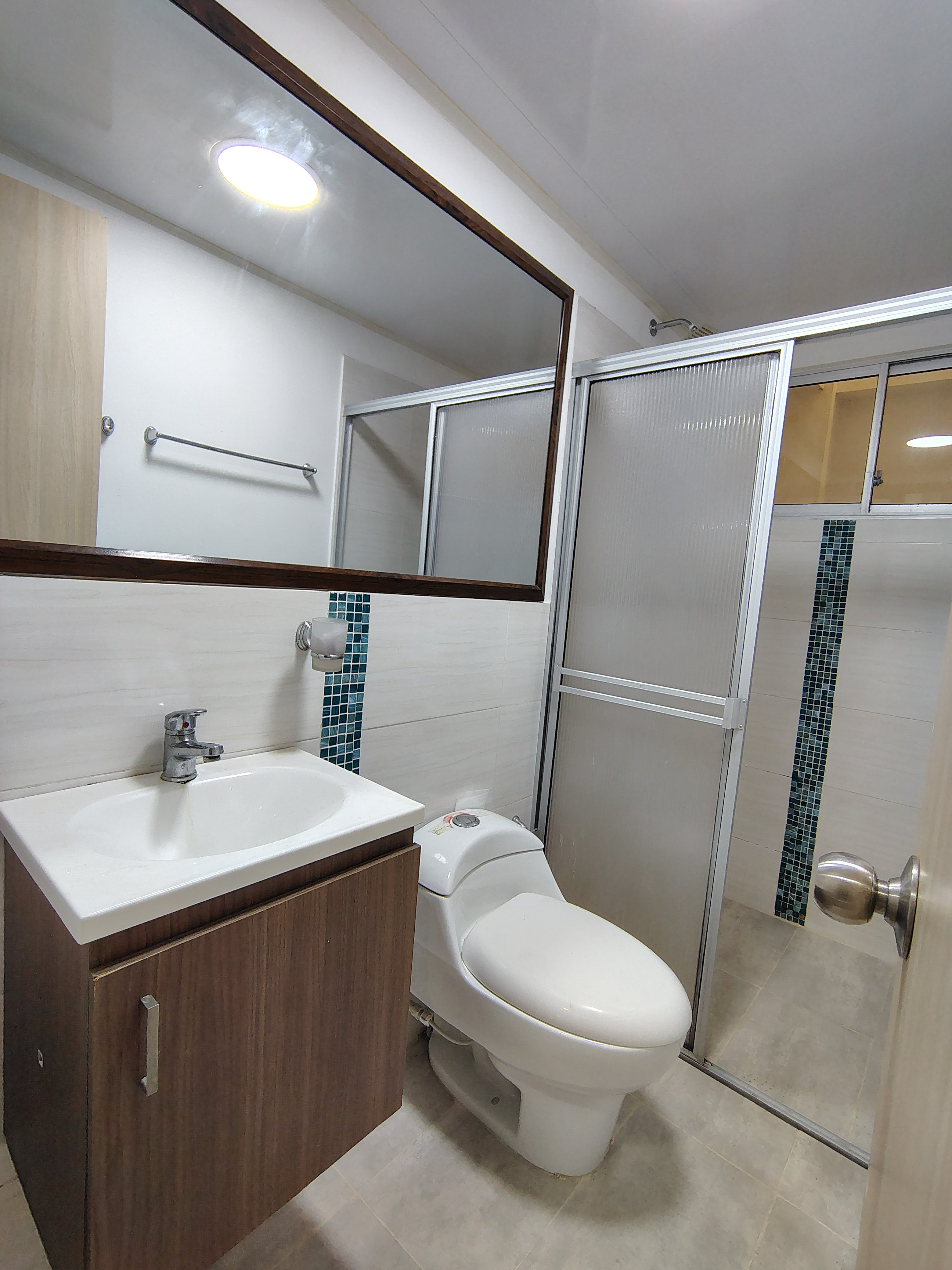 ARRIENDO ESTUDIO  EN EL BARRO EL INGENI  203