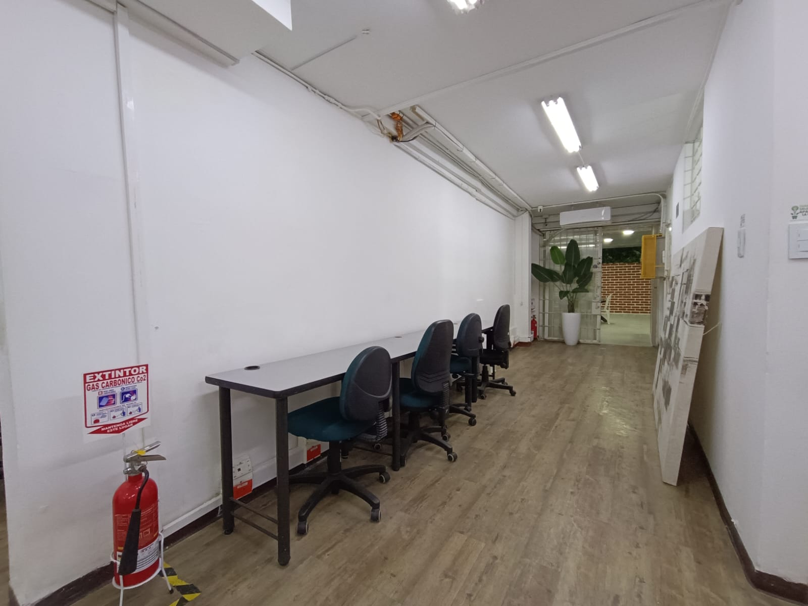OFICINA PARA ARRIENDO EN EL BARRIO LA FLORA PARA CALL CENTER