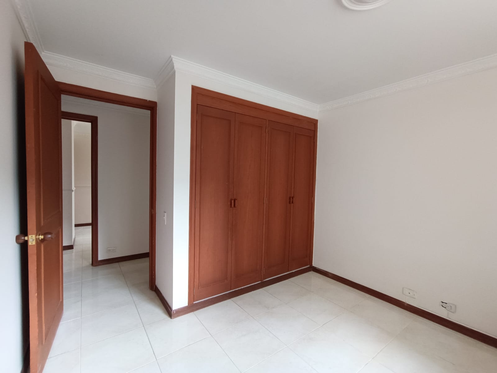 ARRIENDO APARTAMENTO AL NORTE DE CALI - EDIFICIO CARBONERO