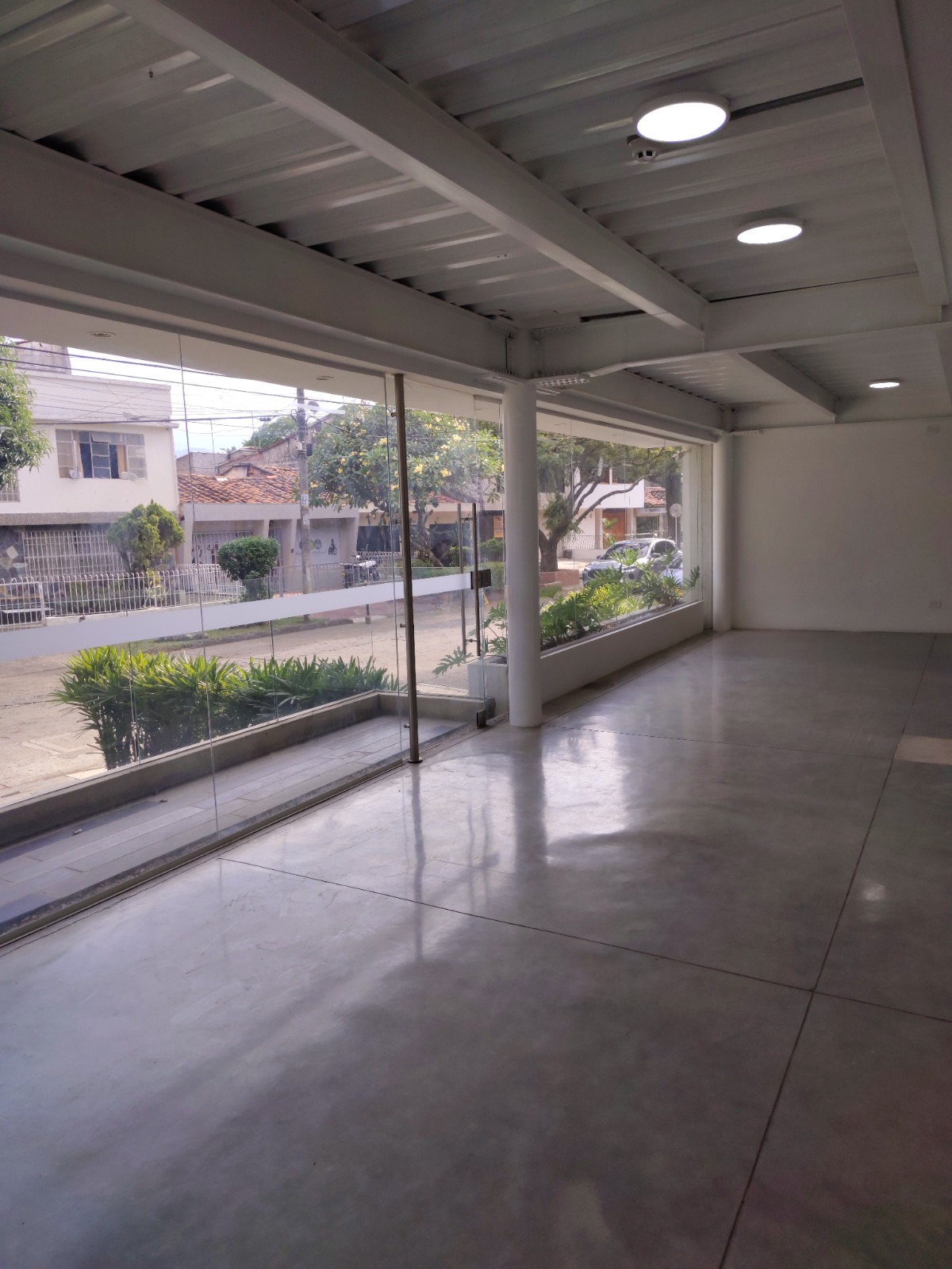 ARRIENDO CONSULTORIO EN SAN FERNANDO -CALI