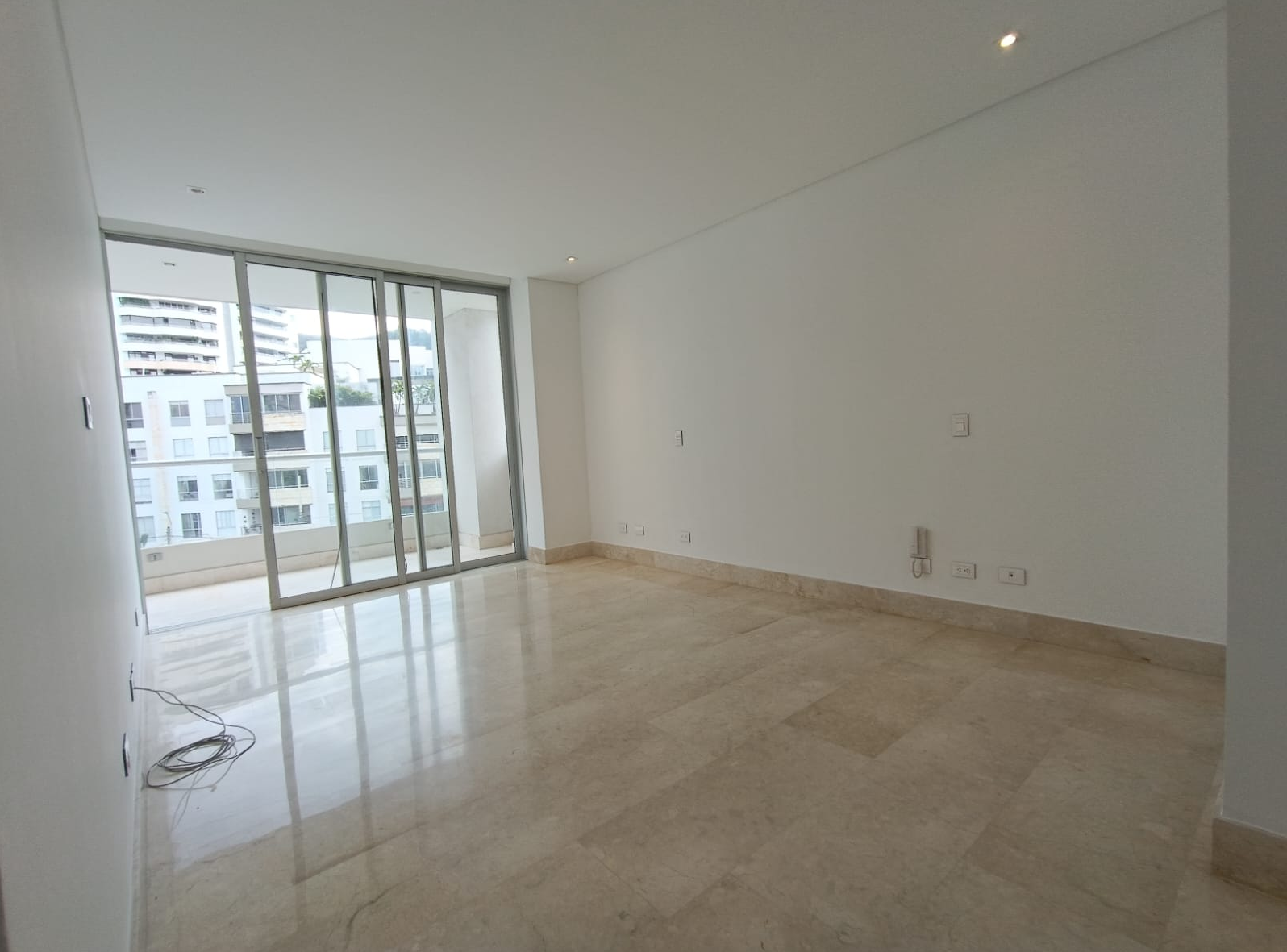 ARRIENDO APARTAMENTO EN SAINT-PATRICK TOWERS, NORMANDIA -CALI