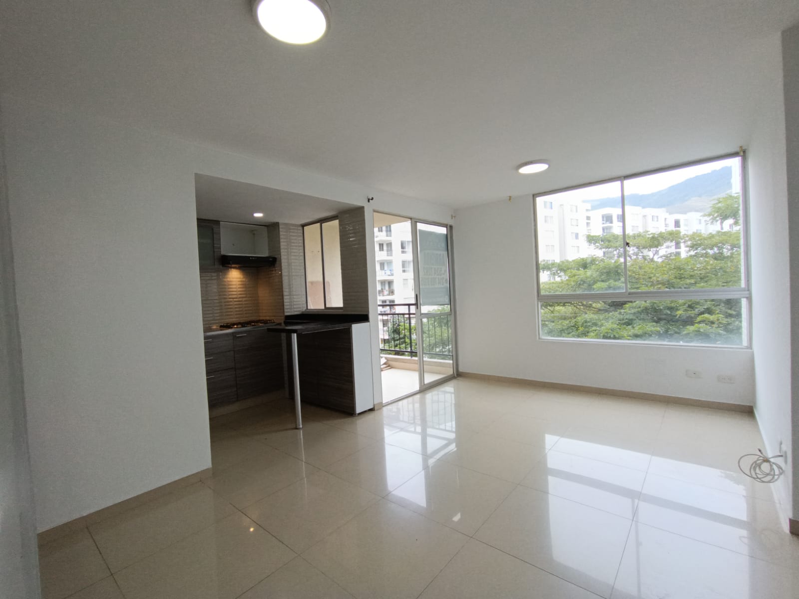 ARRIENDO APARTAMENTO EN CIUDAD GUABINAS - CR SALENTO