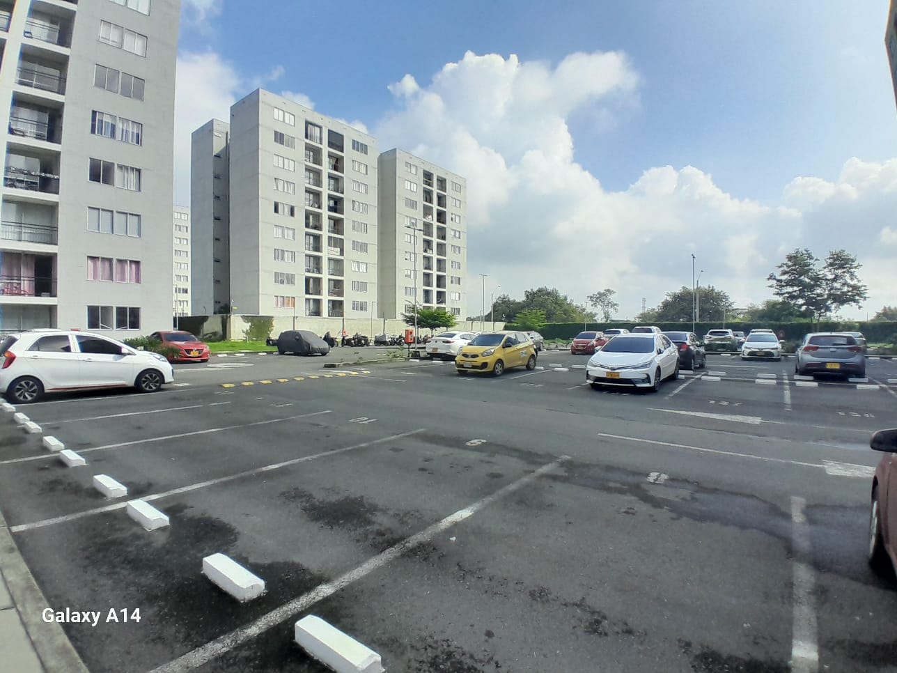 VENDO APARTAMENTO AL SUR DE CALI BARRIO BOCHALEMA