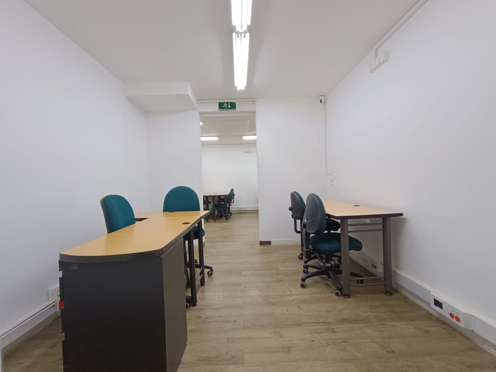 OFICINA PARA ARRIENDO EN EL BARRIO LA FLORA PARA CALL CENTER