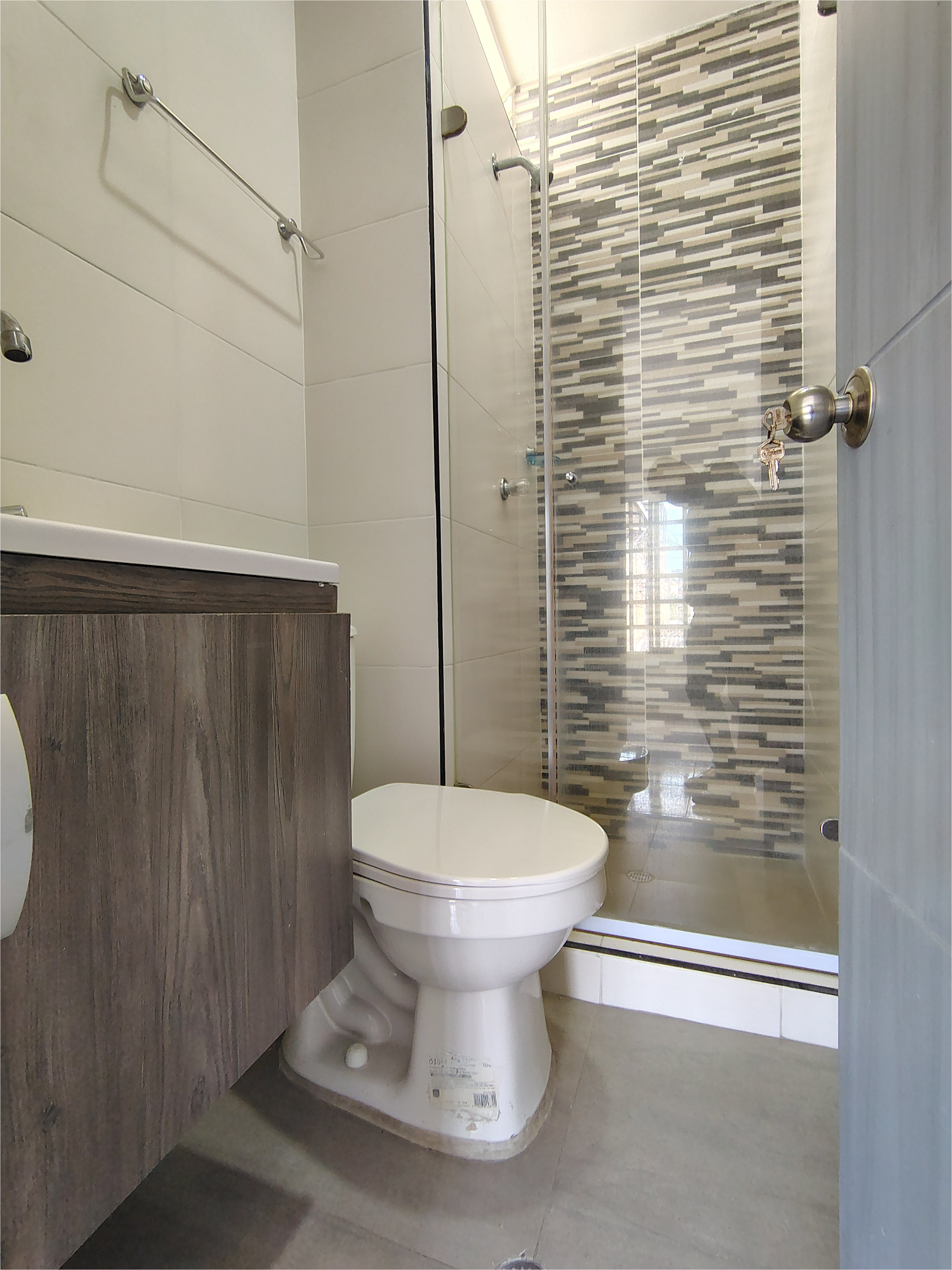 ARRIENDO APARTAESTUDIO  EN EL BARRO OLIMPICO 203