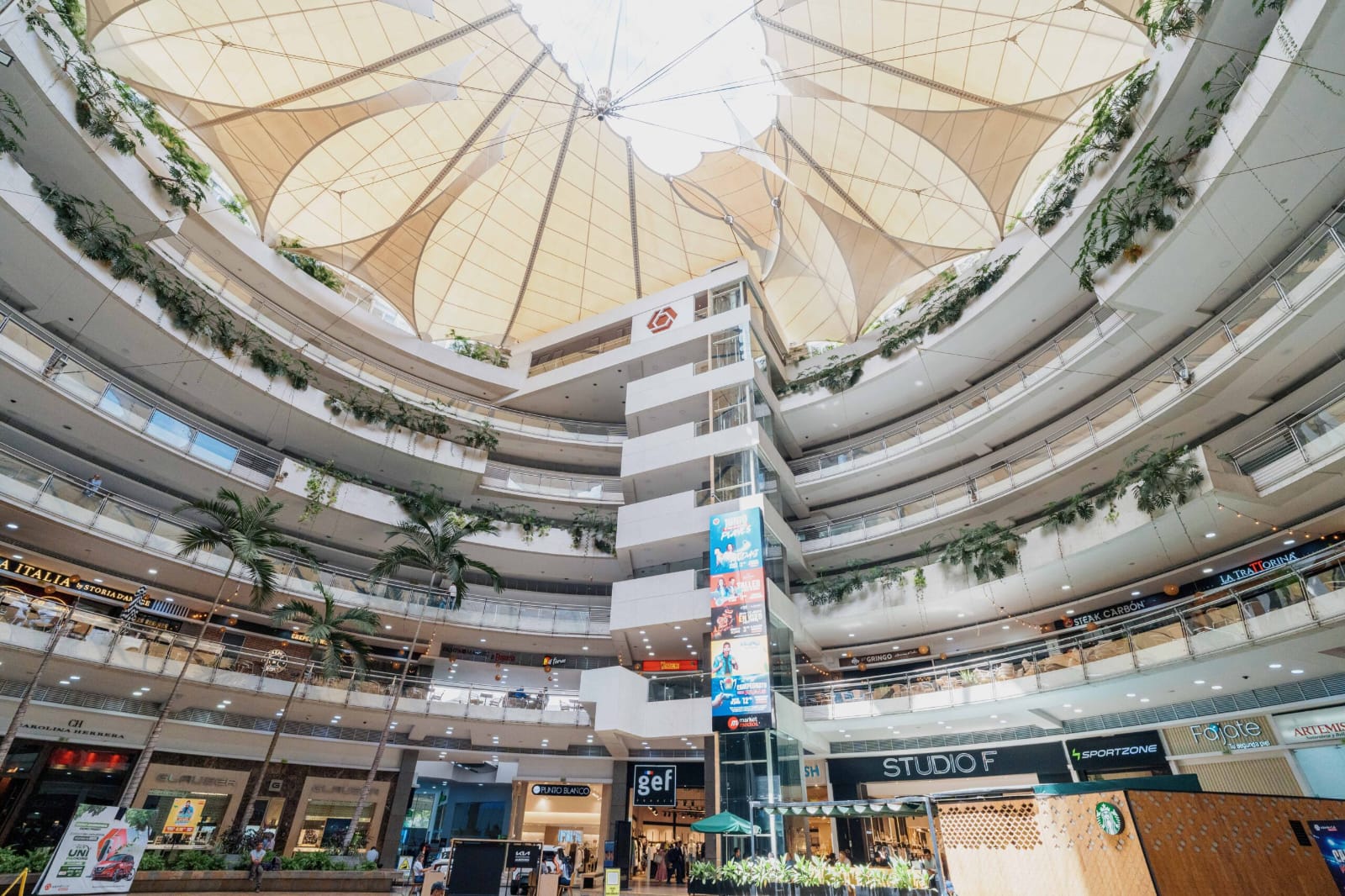 LOCAL COMERCIAL EN ARRIENDO EN CALI CC UNICENTRO