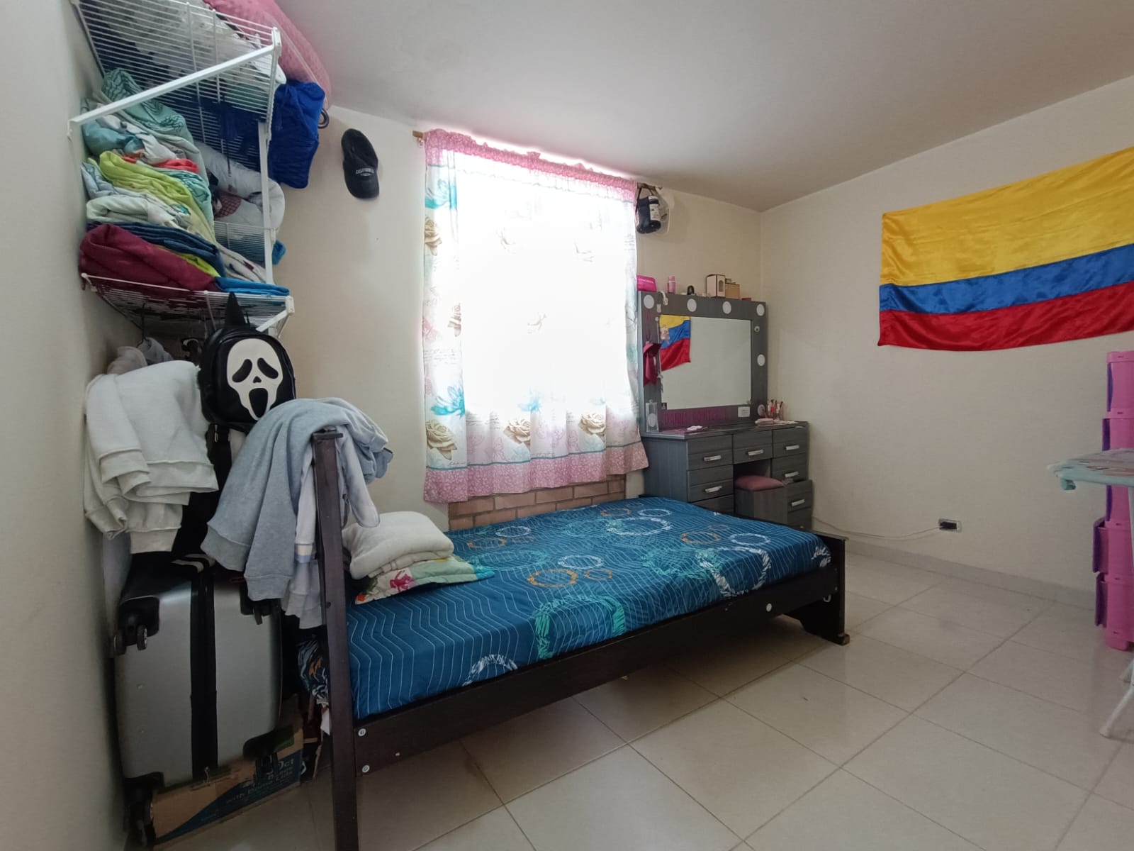 VENDO CASA ESQUINERA DE DOS PISOS CON LOCAL INDEPENDIENTE - JAMUNDI