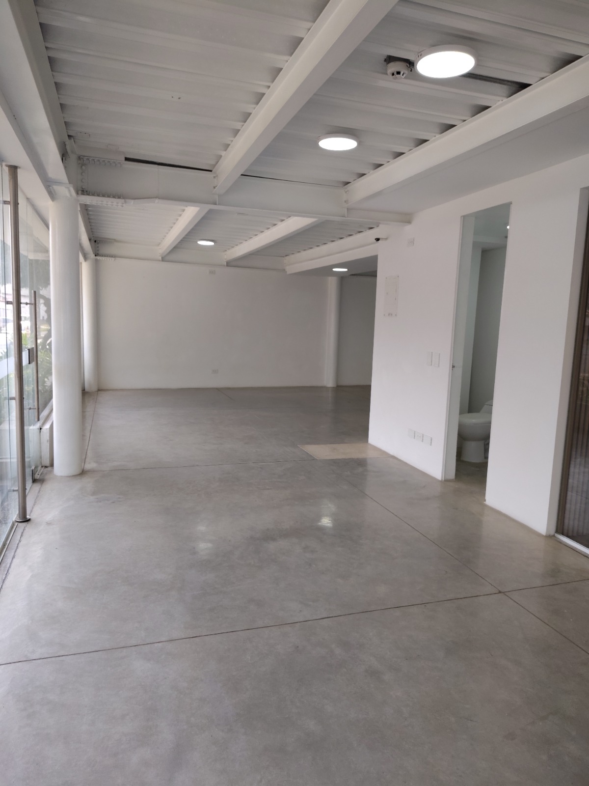 ARRIENDO CONSULTORIO EN SAN FERNANDO -CALI