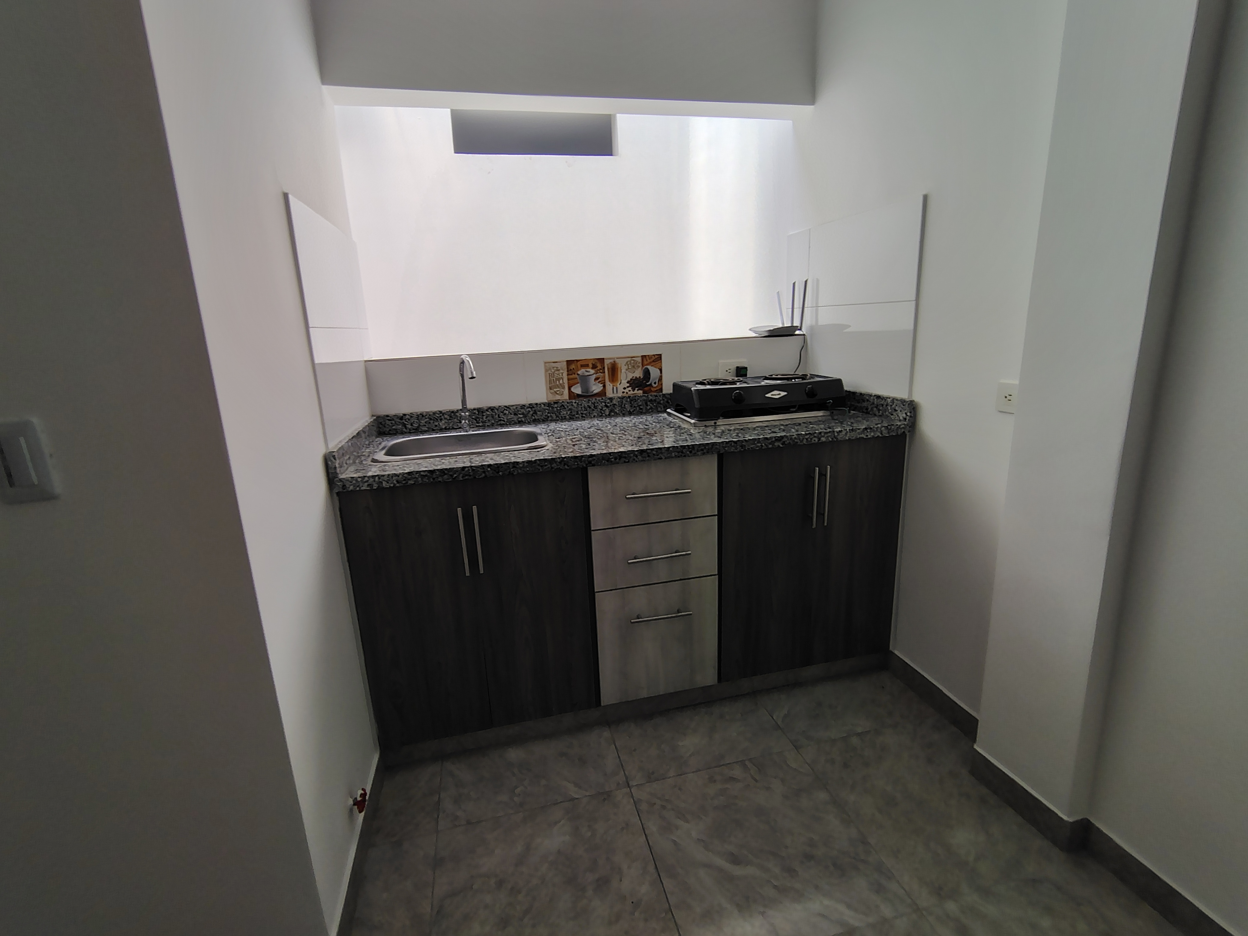 ARRIENDO APARTAESTUDIO  EN EL BARRO OLIMPICO 203