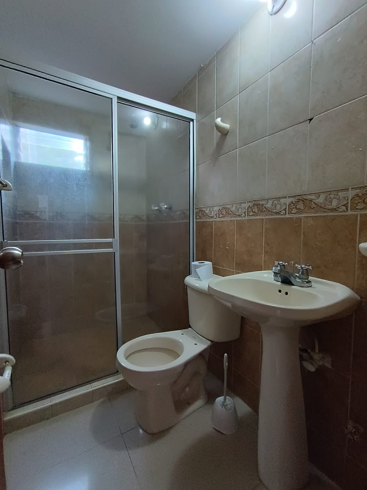 ARRIENDO CASA AL SUR DE CALI -  VALLE DEL LILI CR RESERVAS DEL LILI