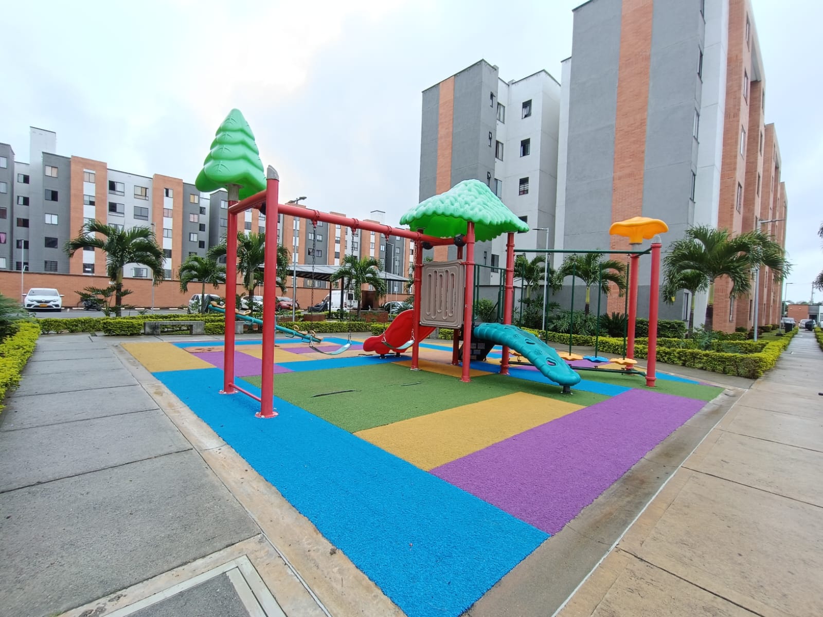 ARRIENDO APARTAMENTO EN CR ARRAYANES - PARQUE NATURA