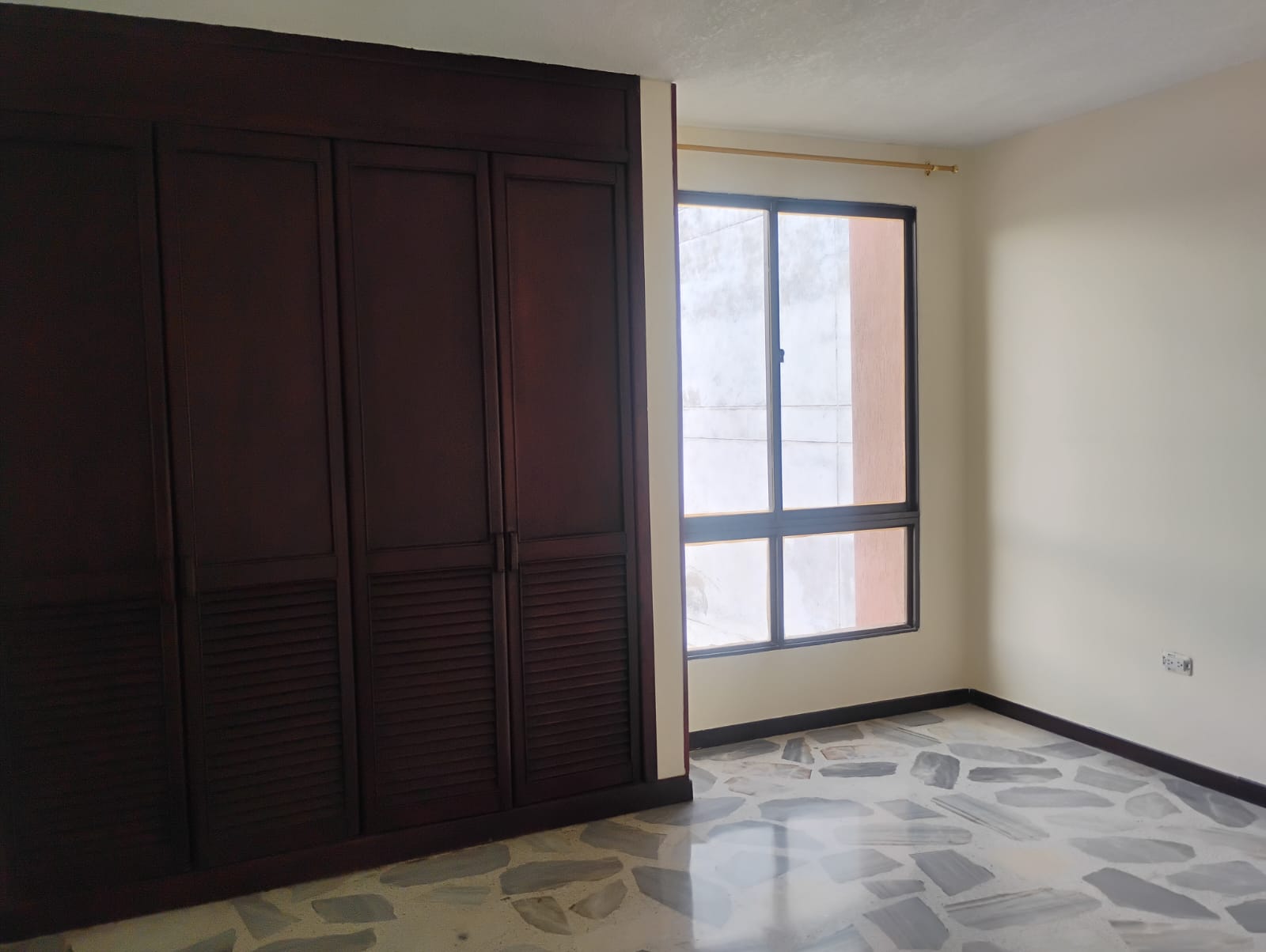 ARRENDO APARTAMENTO AL NORTE DE CALI EDI PRADOS DEL NORTE