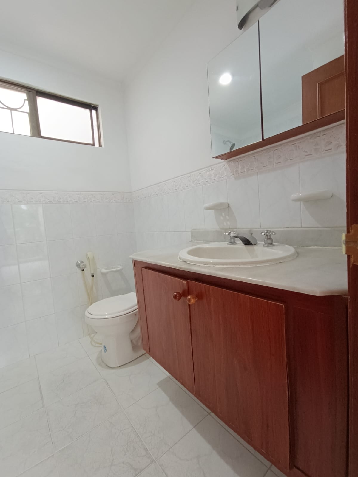 ARRIENDO APARTAMENTO AL NORTE DE CALI - EDIFICIO CARBONERO