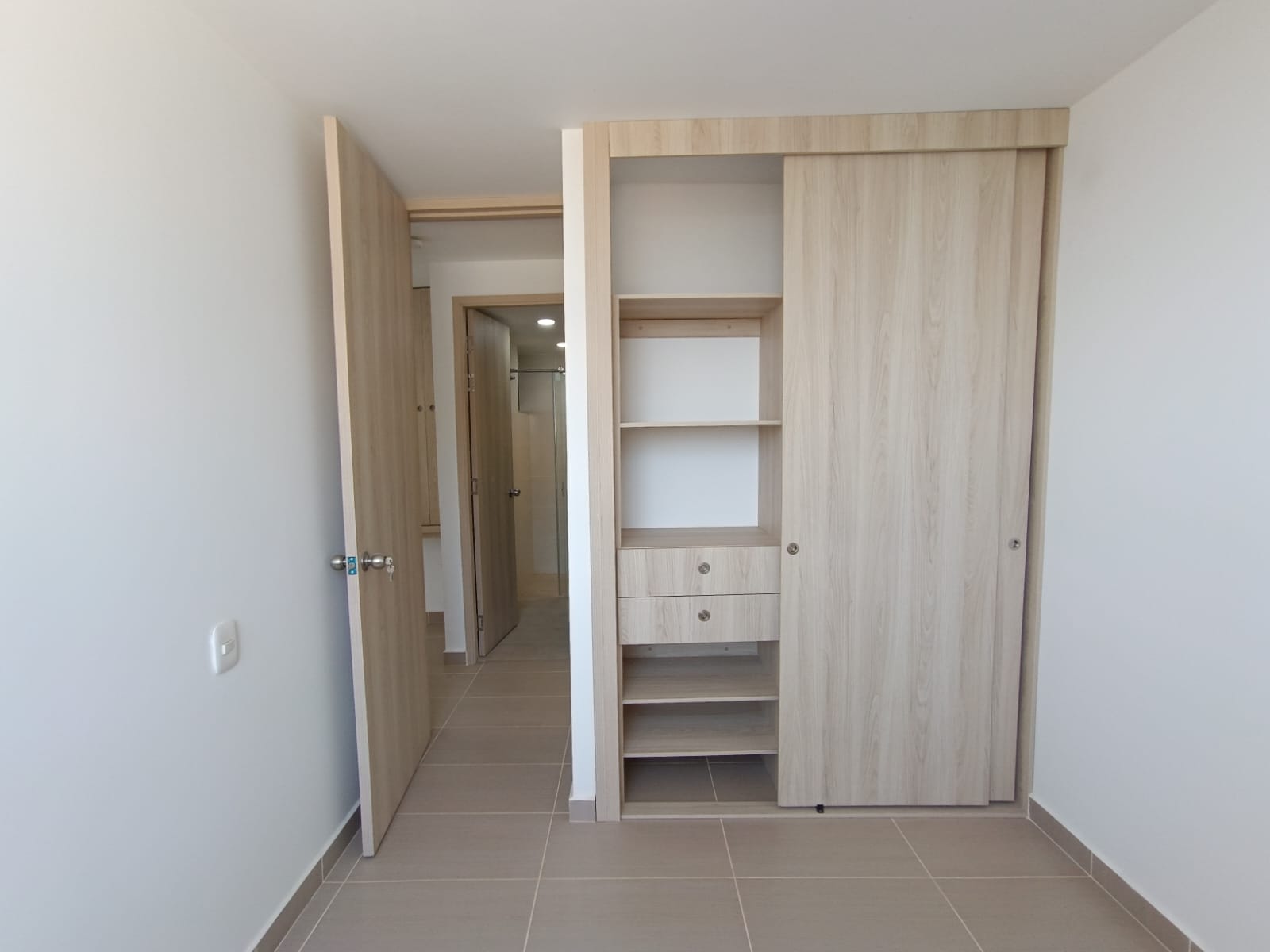 VENDO APARTAMENTO PARA ESTRENAR - BELATERRA AQUARIS - VALLE DEL LILI