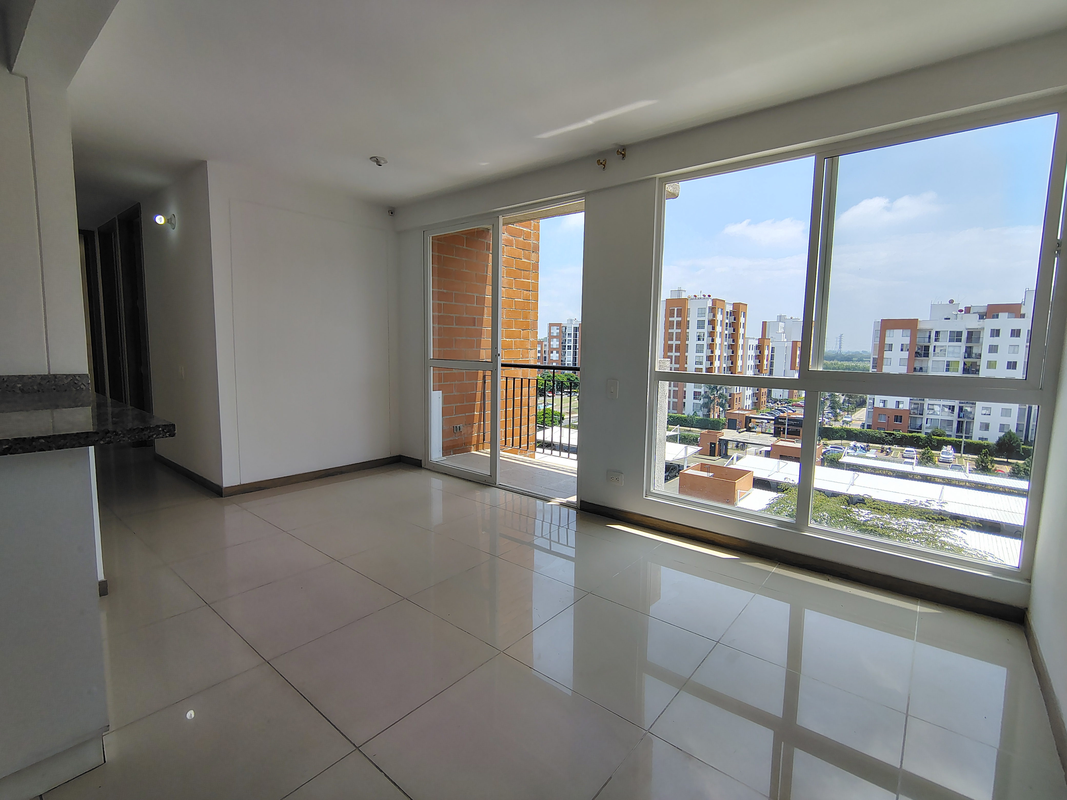 ARRIENDO APARTAMENTO AL SUR DE CALI BARRIO CIUDAD MELÉNDEZ
