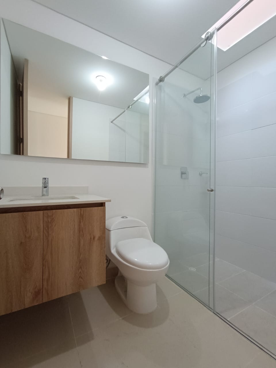 CASA PARA ARRIENDO Y PARA ESTRENAR EN LA HACIENDA EL CASTILLO