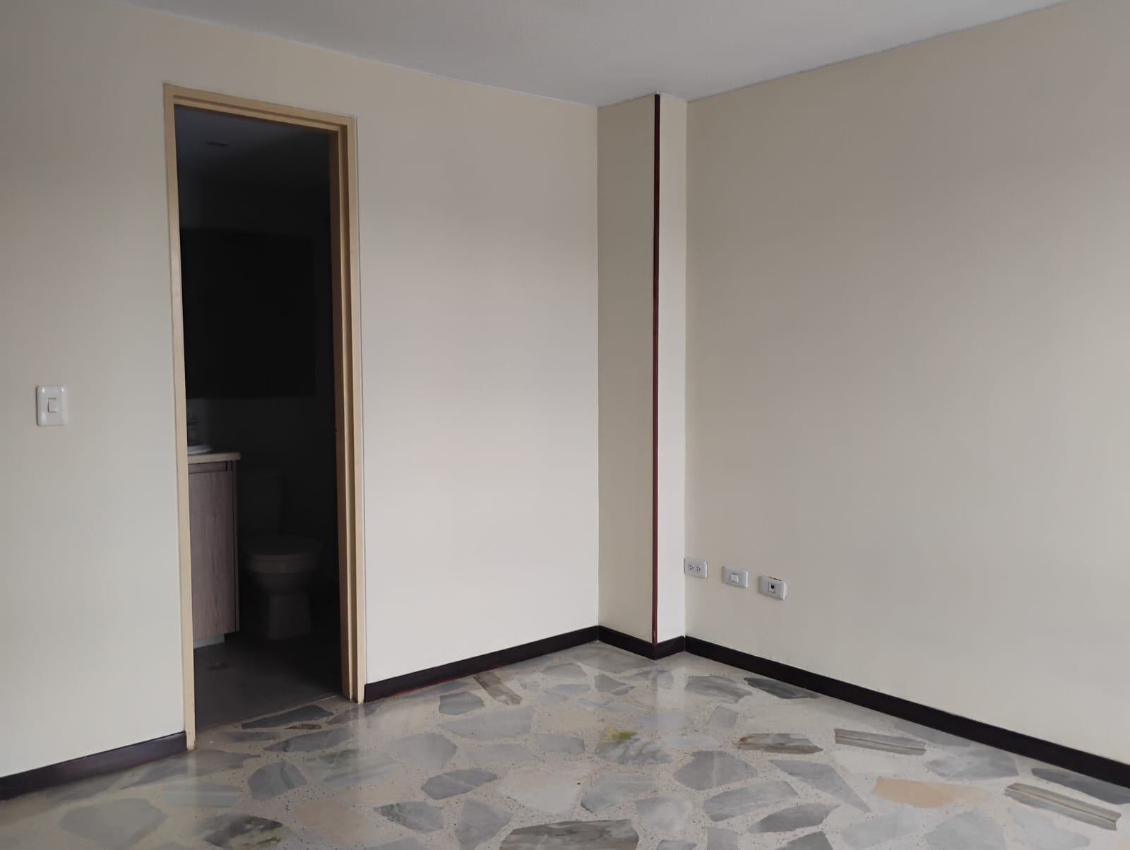 ARRENDO APARTAMENTO AL NORTE DE CALI EDI PRADOS DEL NORTE