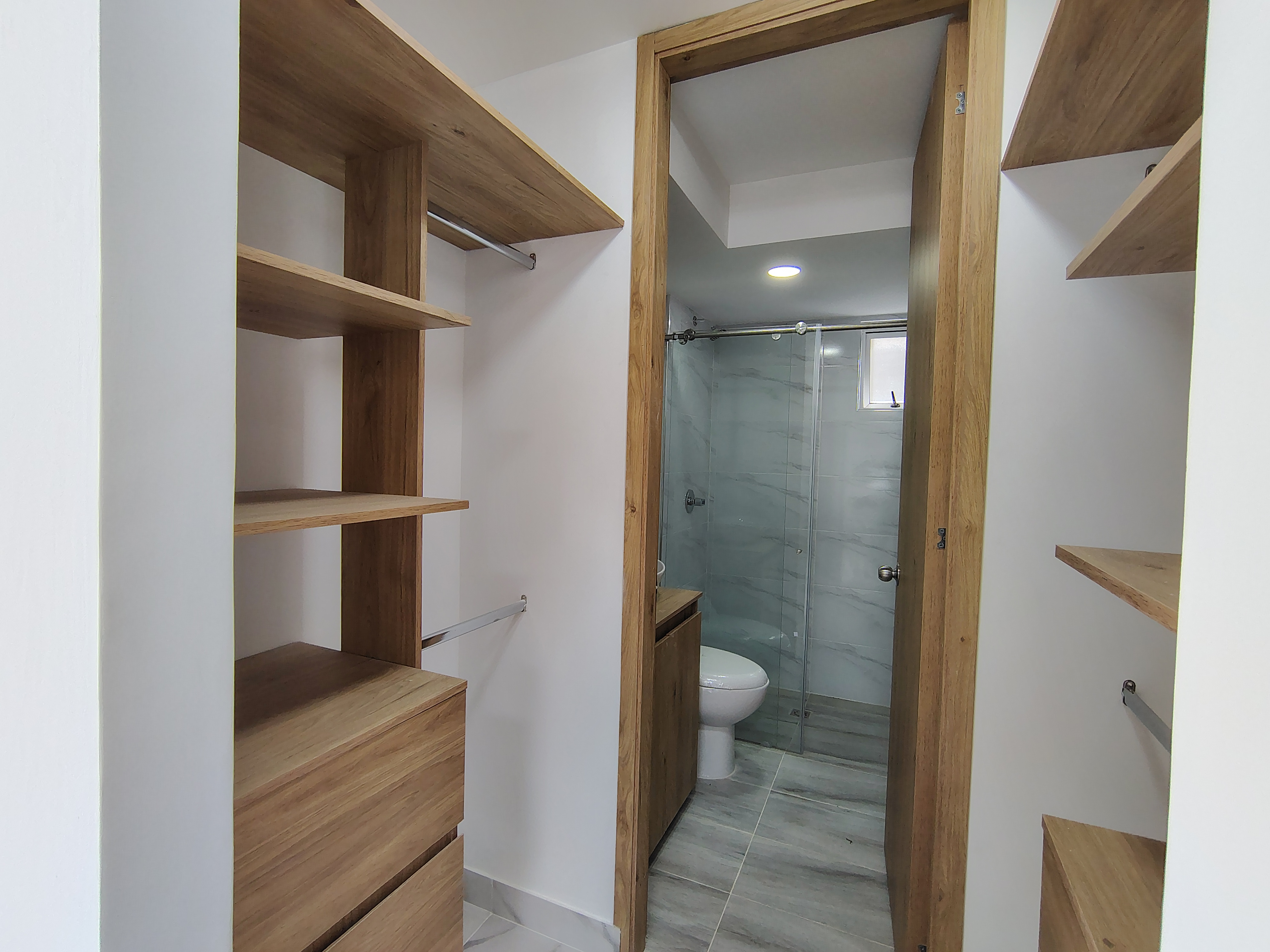 ARRIENDO APARTAMENTO  EN CIUDADELA MELENDEZ  CR CUARZO 1003