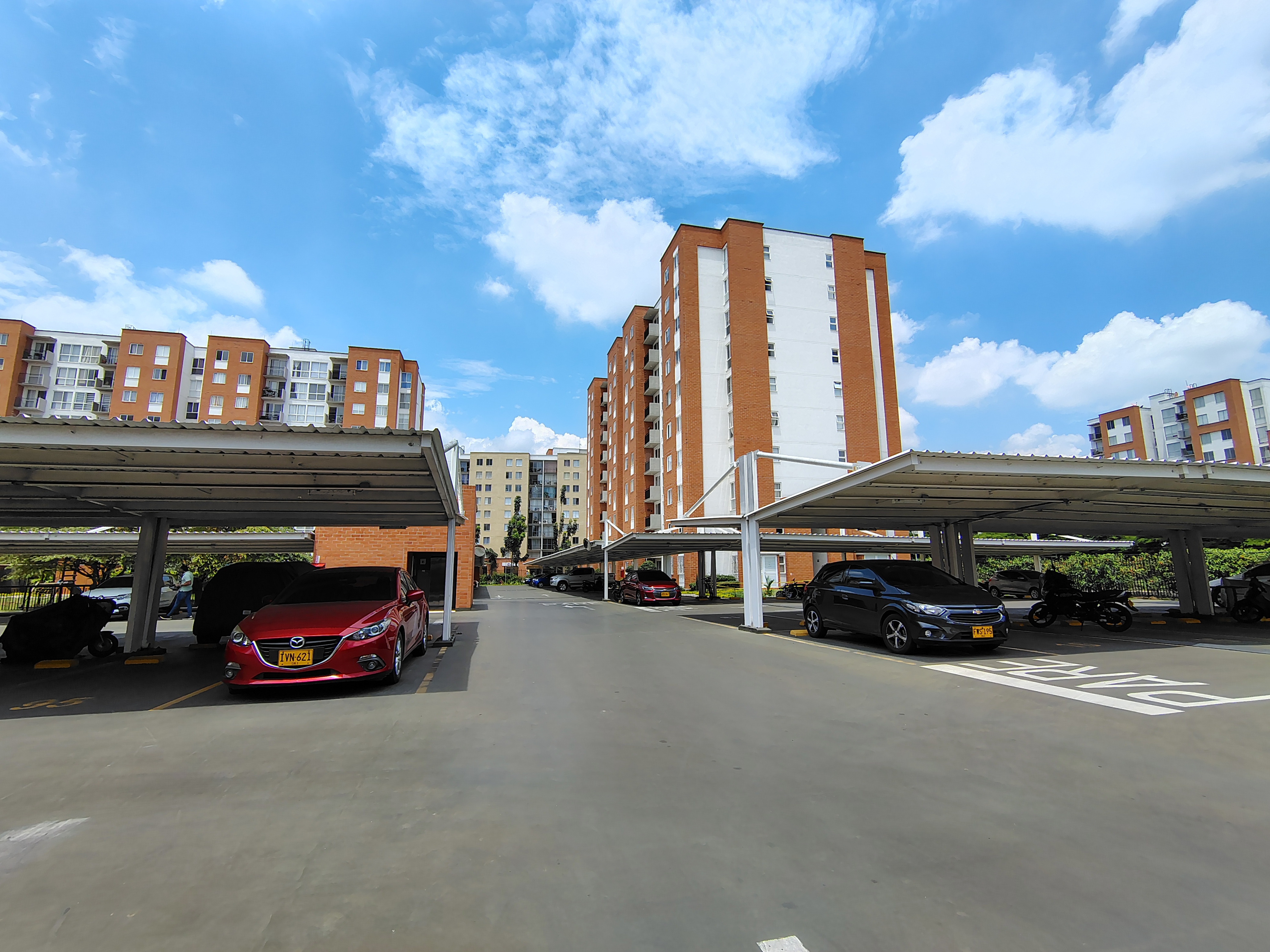 ARRIENDO APARTAMENTO AL SUR DE CALI BARRIO CIUDAD MELÉNDEZ