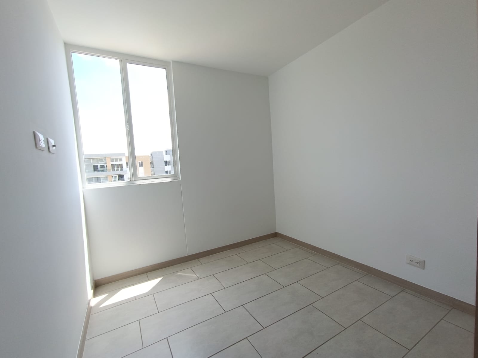 VENDO APARTAMENTO EN PISO 6 - BOSQUES DE BOCHALEMA