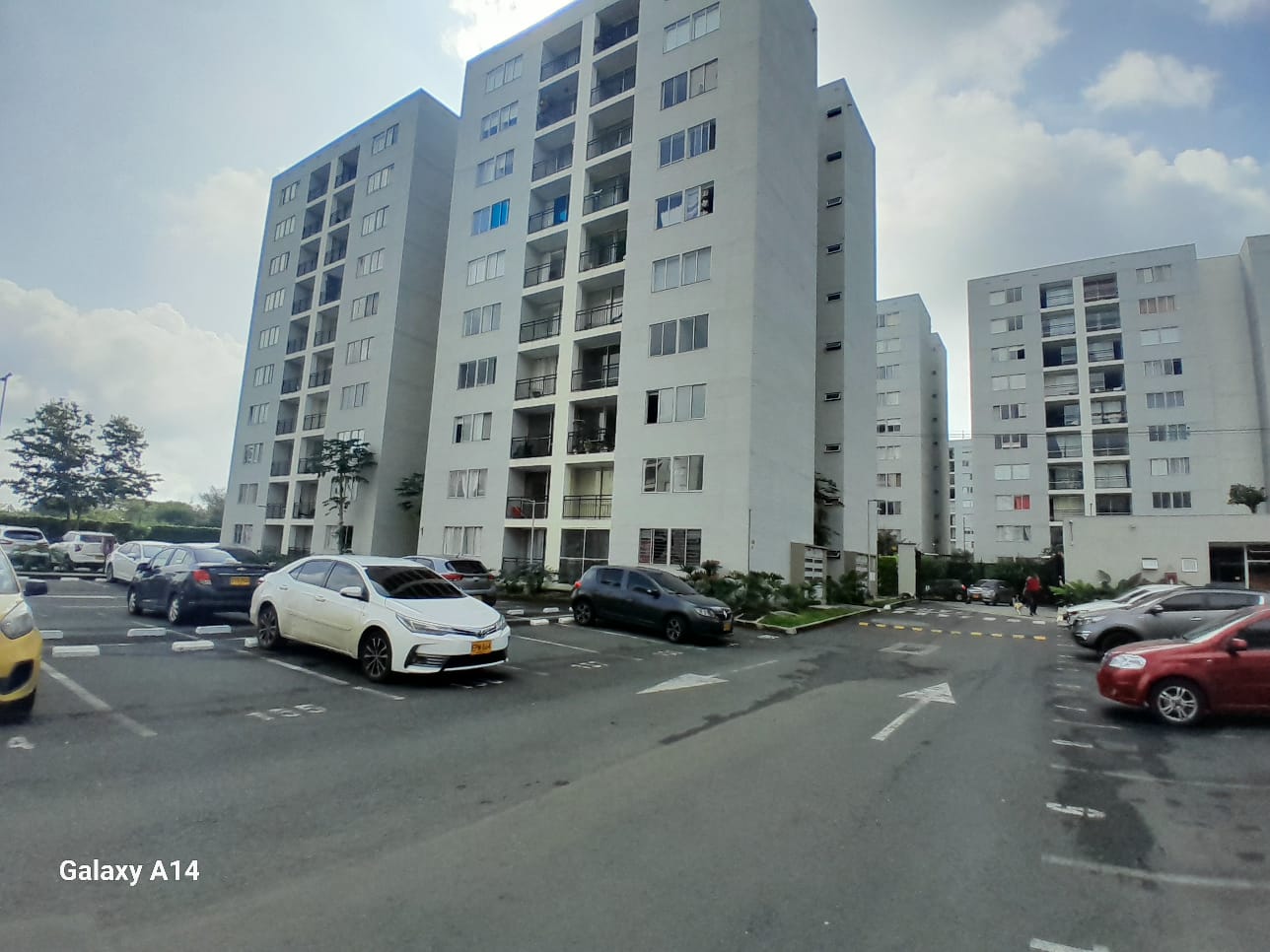 VENDO APARTAMENTO AL SUR DE CALI BARRIO BOCHALEMA