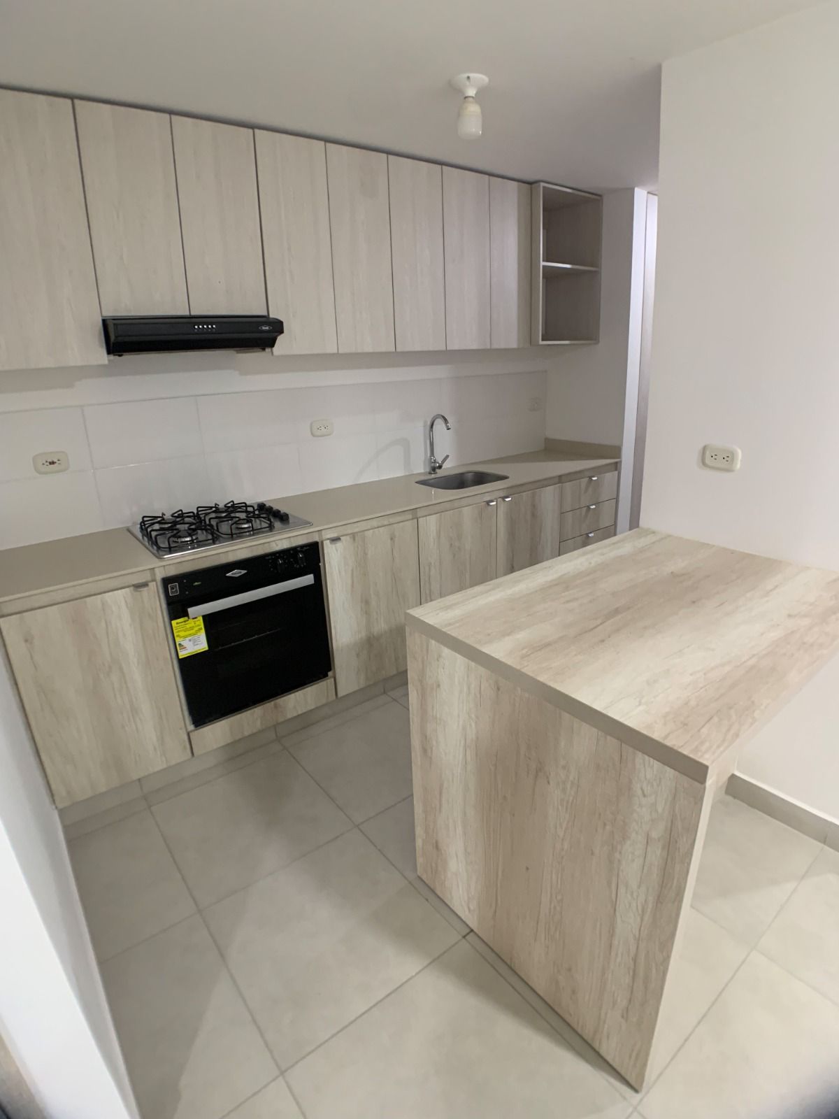 VENTA DE CASA EN EL CASTILLO CR KINKINA