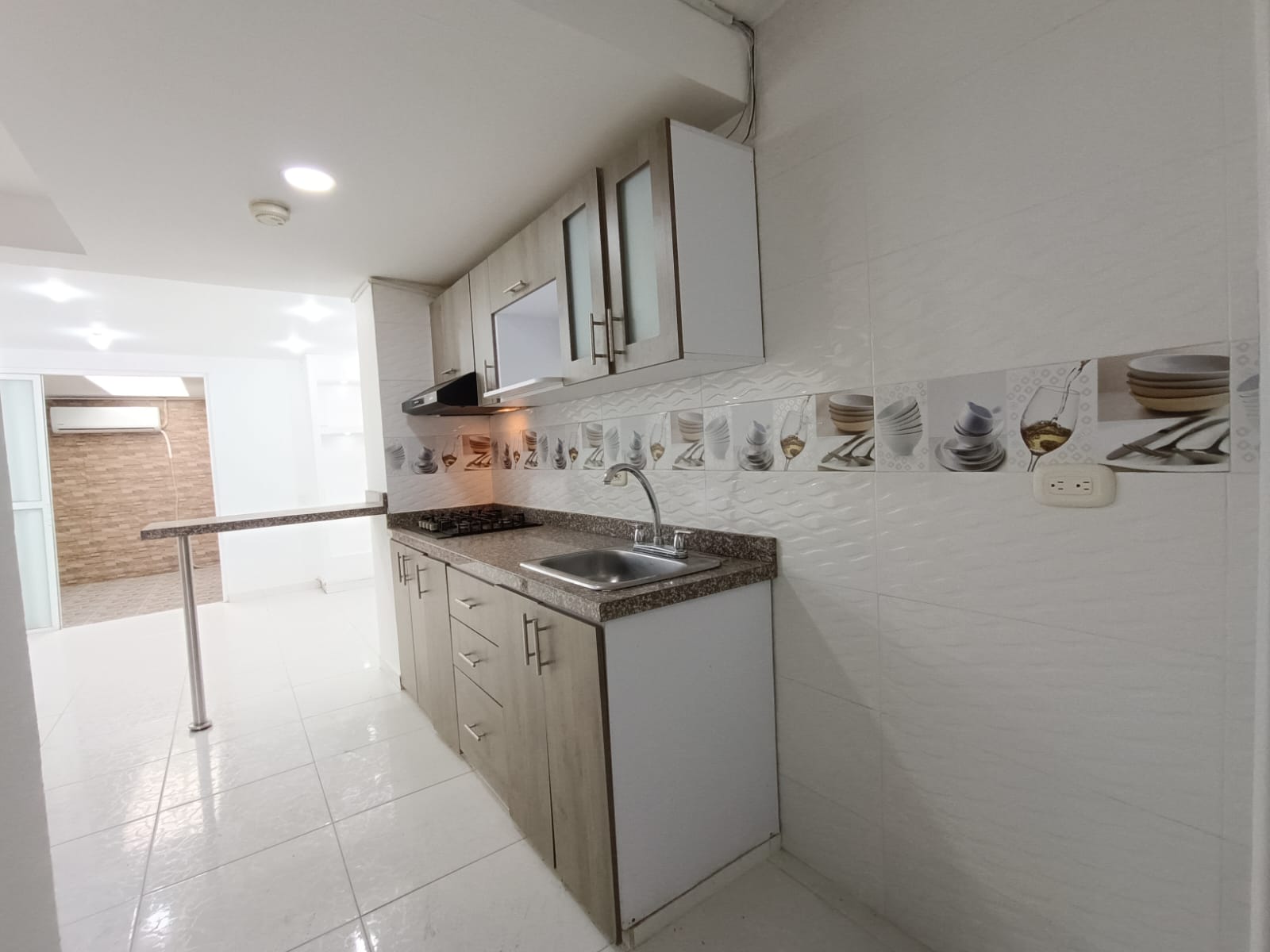 ARRIENDO CASA DE DOS PISOS EN CONJUNTO EN JAMUNDI - CONJUNTO ALEGRA