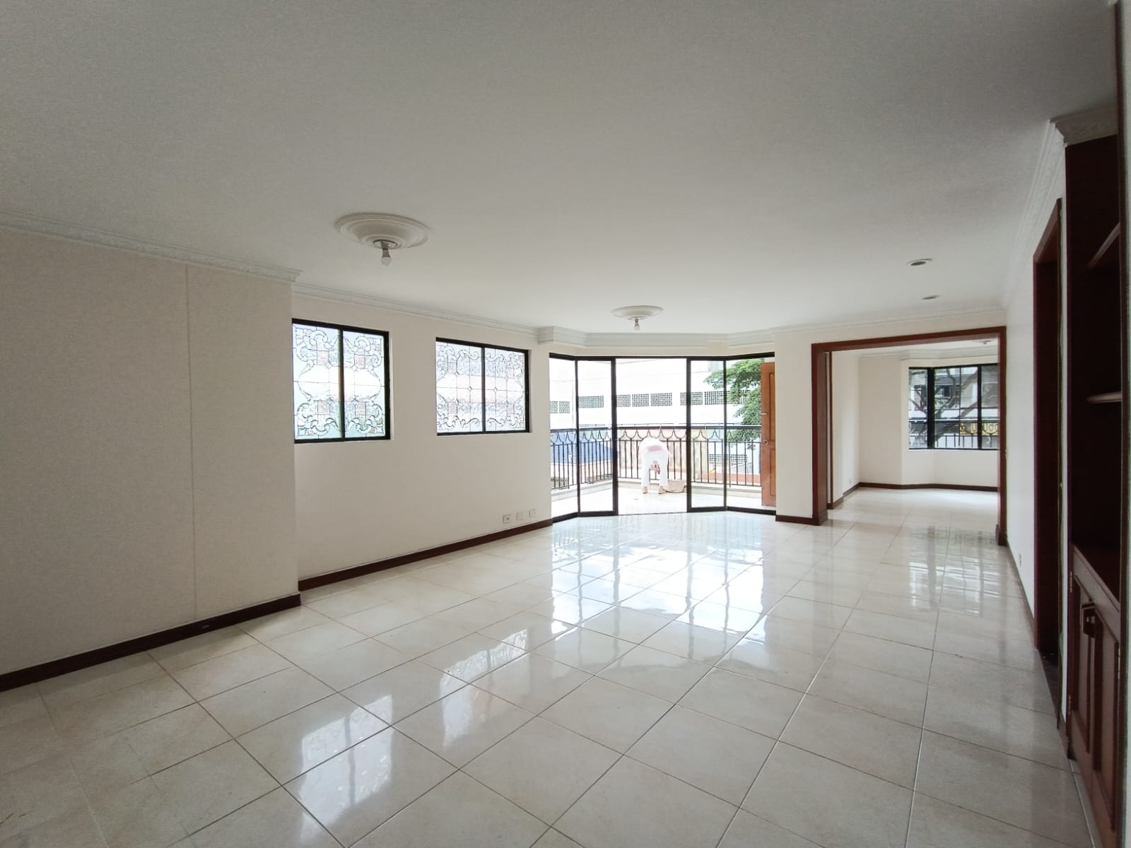 ARRIENDO APARTAMENTO AL NORTE DE CALI - EDIFICIO CARBONERO